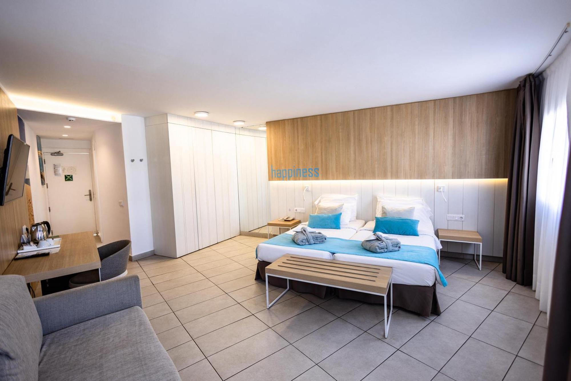 Superior Zimmer mit Balkon und eingeschränktem Meerblick