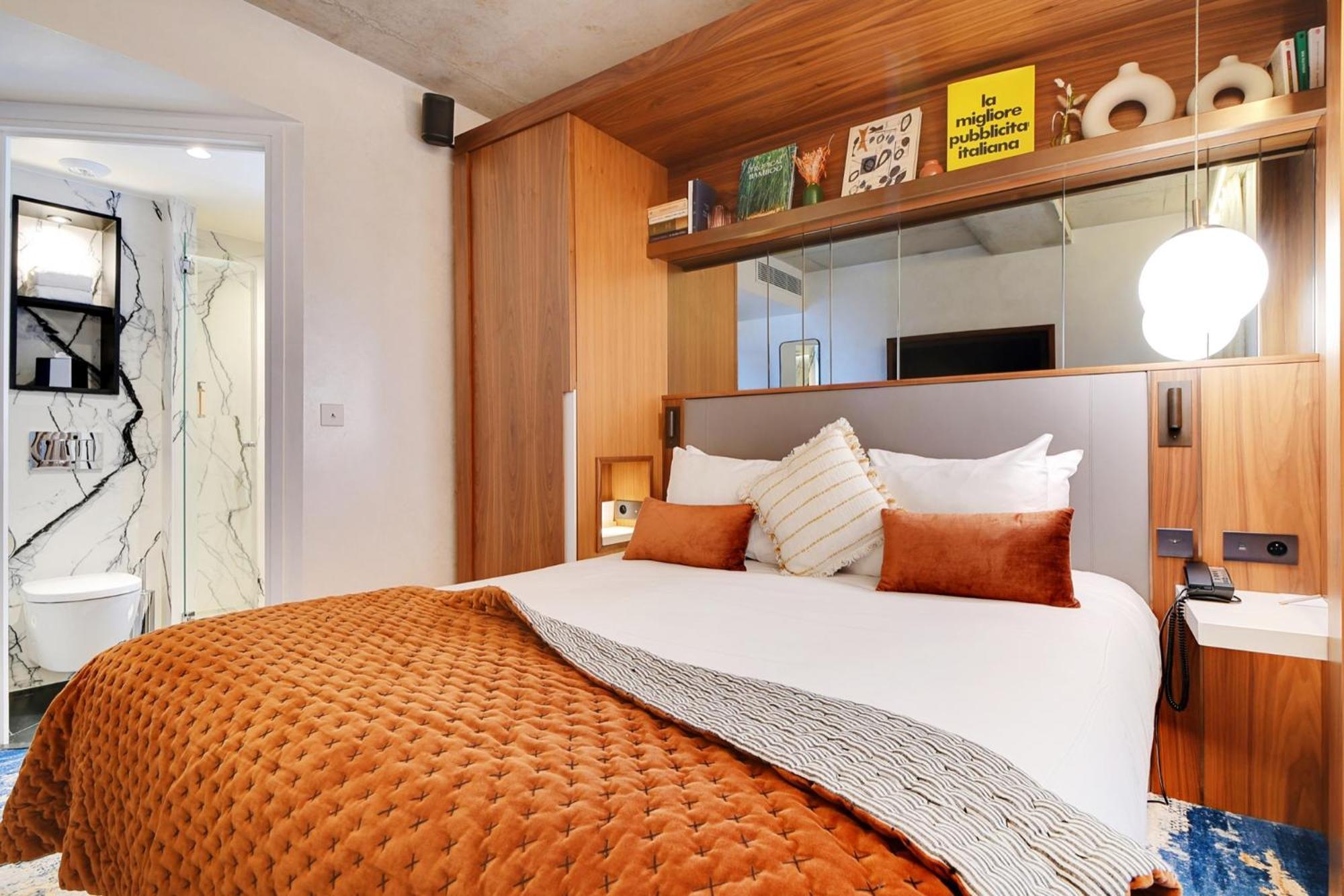 Quarto Superior com Cama Queen-size