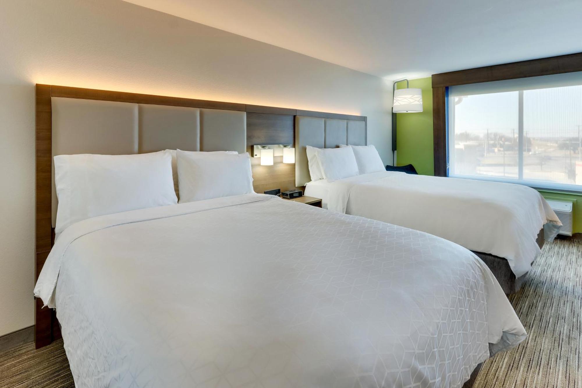 Standard Room Two Queen Beds