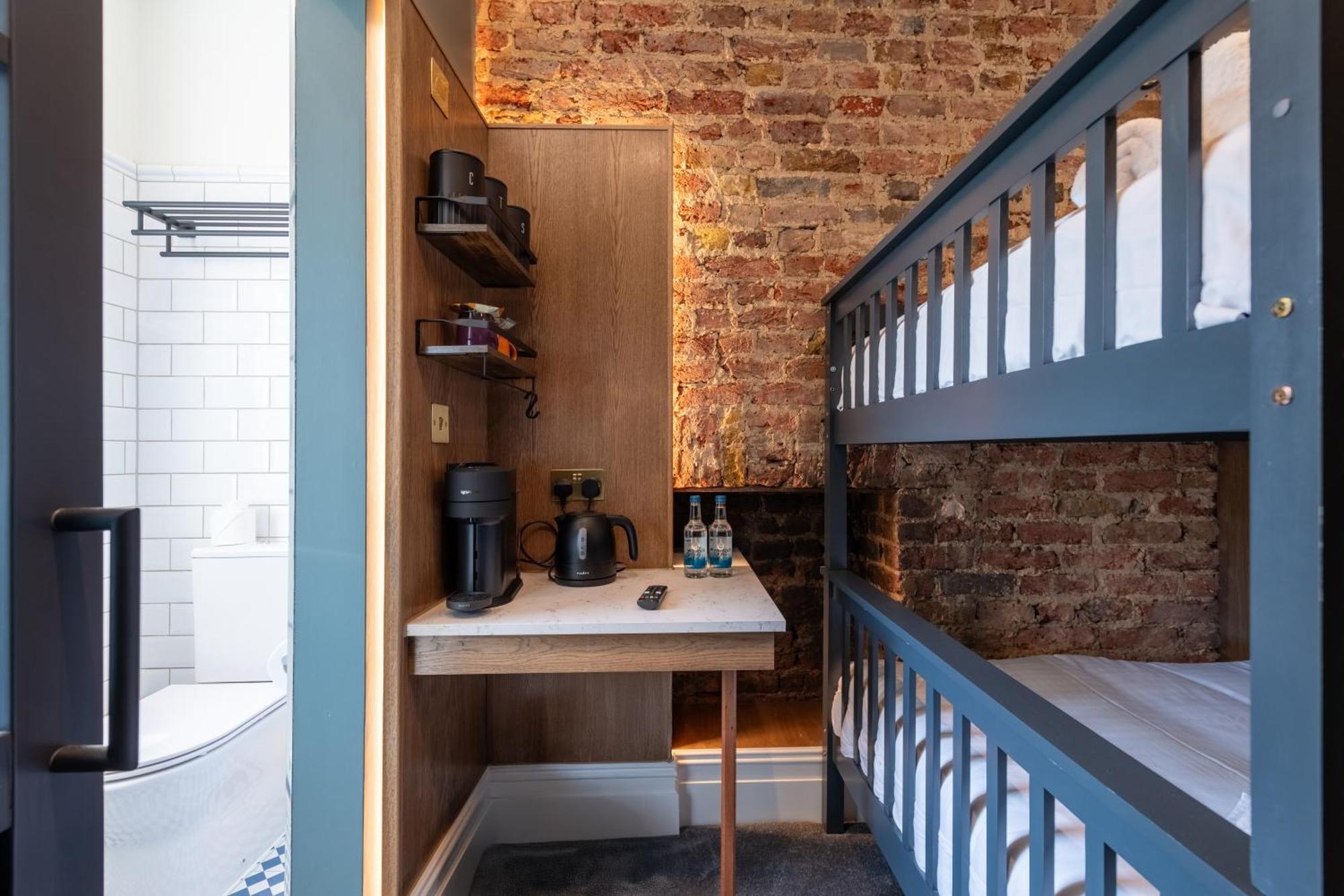 Cosy Twin Room Bunk Beds
