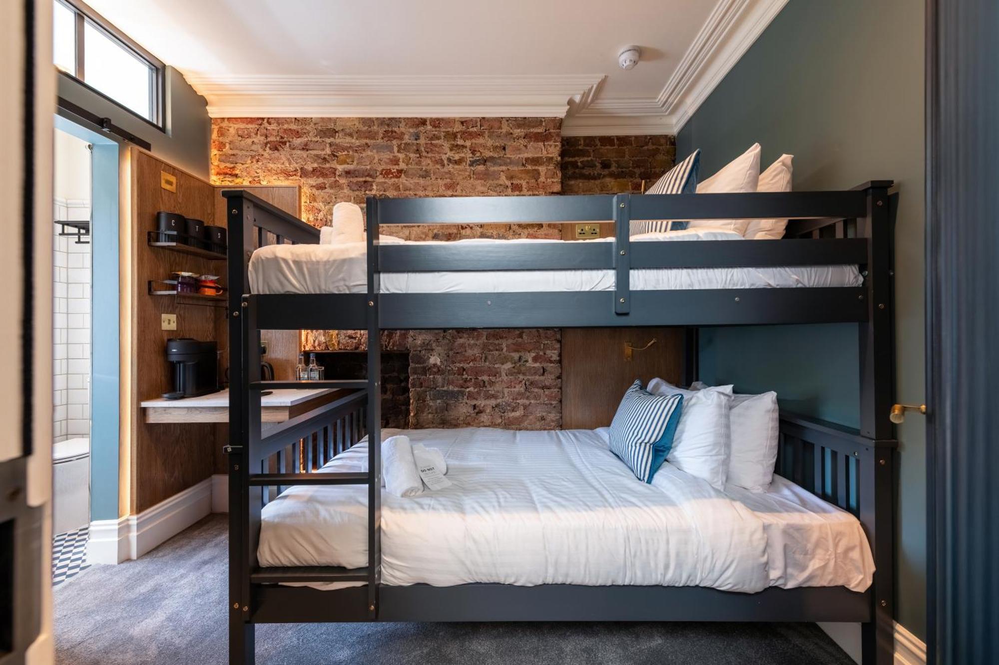 Cosy Twin Room Bunk Beds