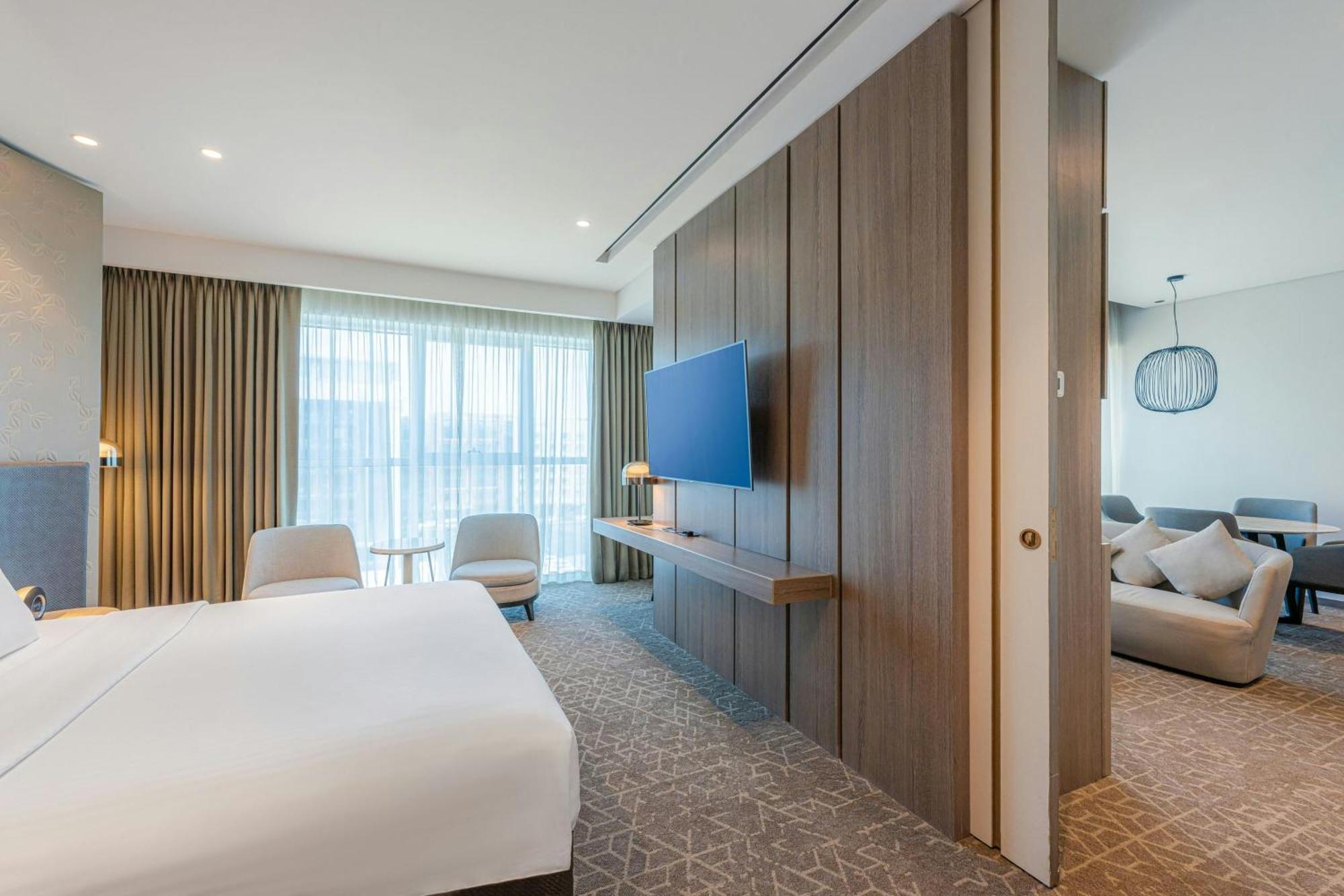 Executive Suite & Spa indulge more less,1669872961:JPEG