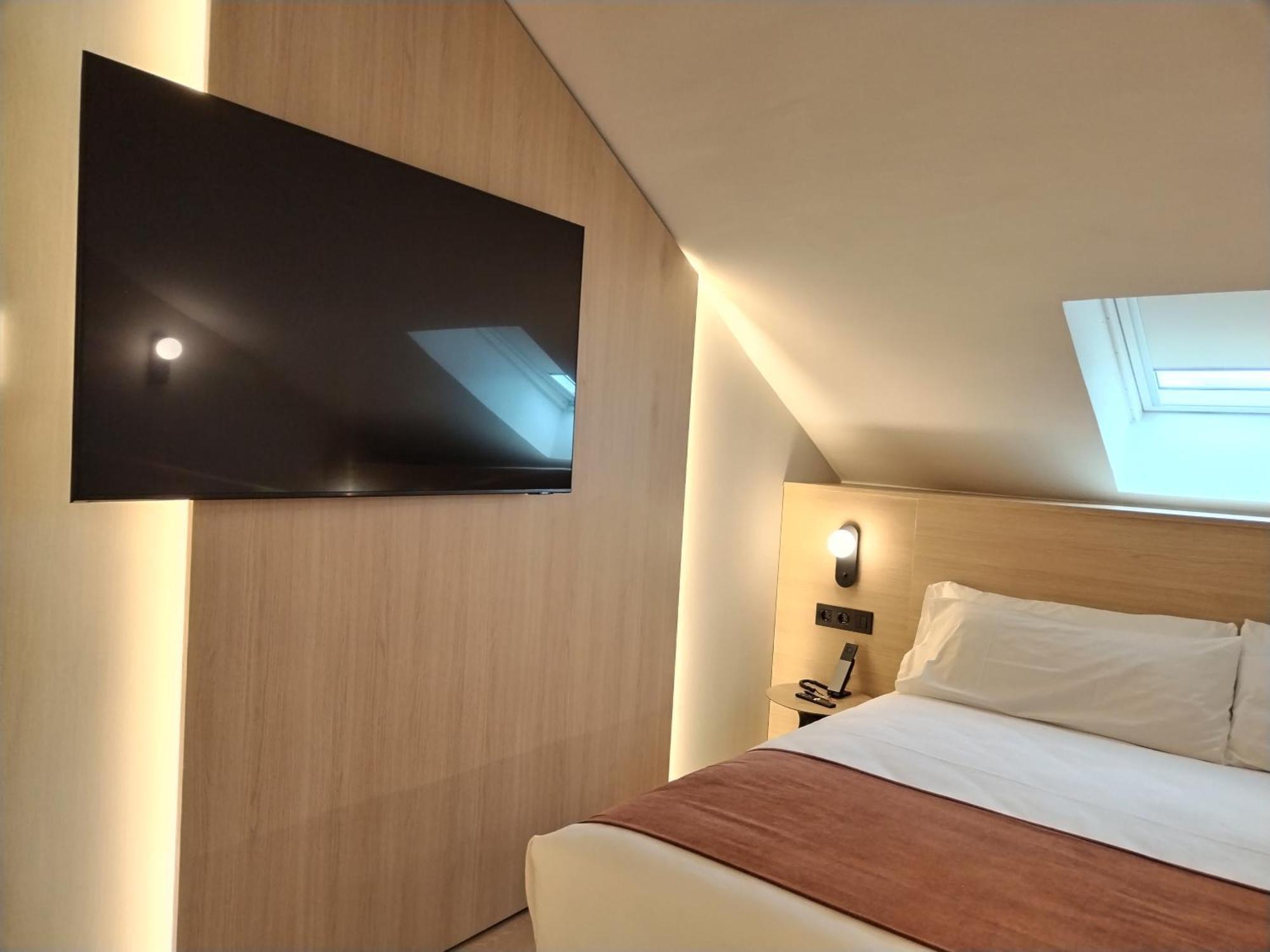 Double or Twin Room Kitchenette