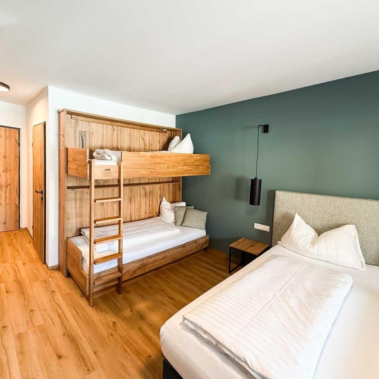 Comfort Quadruple Room