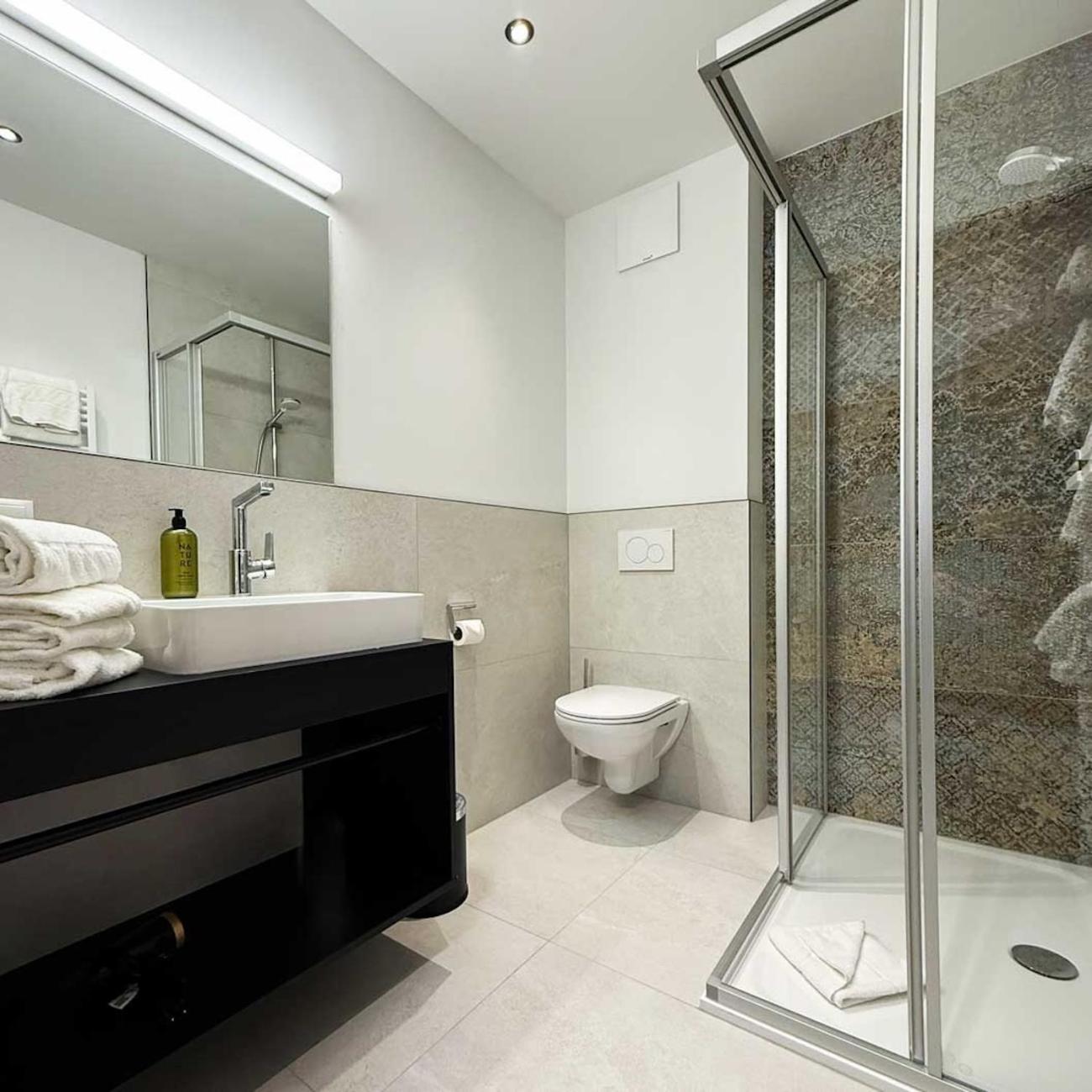 Large Single Room