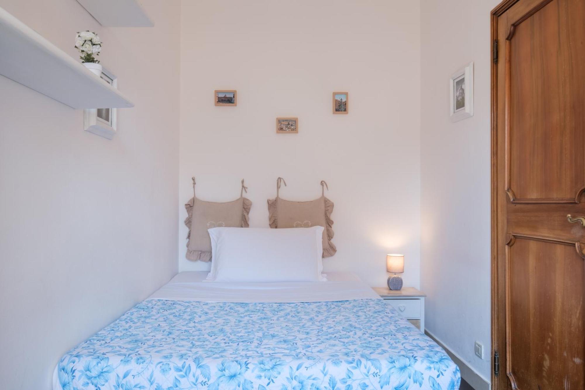 Classic Single Room