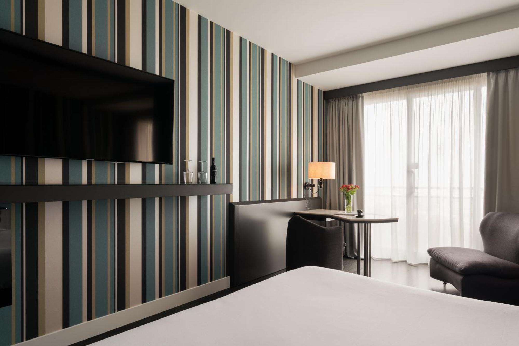 Double Room,1695739408:JPEG