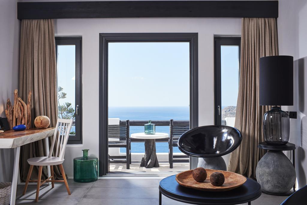 Majestic Retreat Suite Sea View