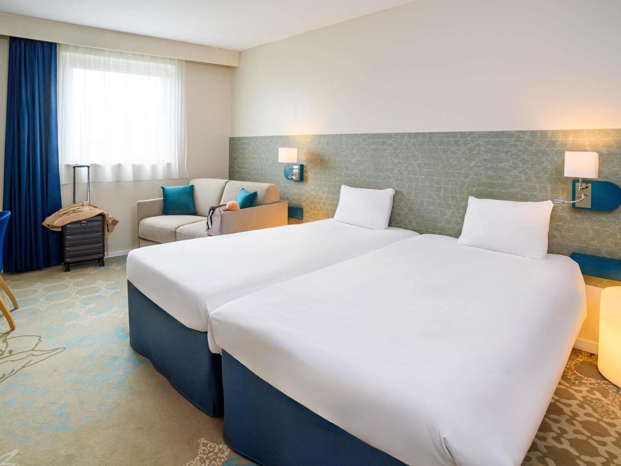 Standard Twin Room with Sofa