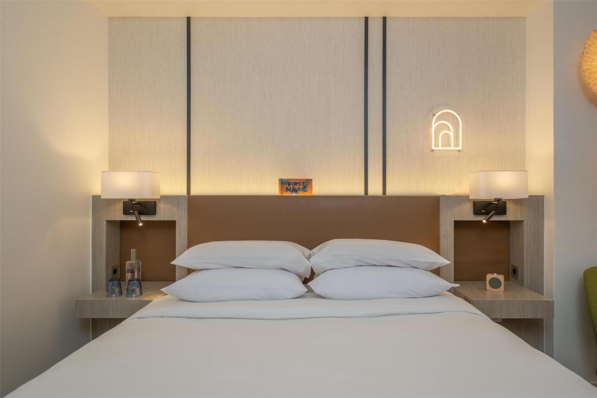 Queen Room