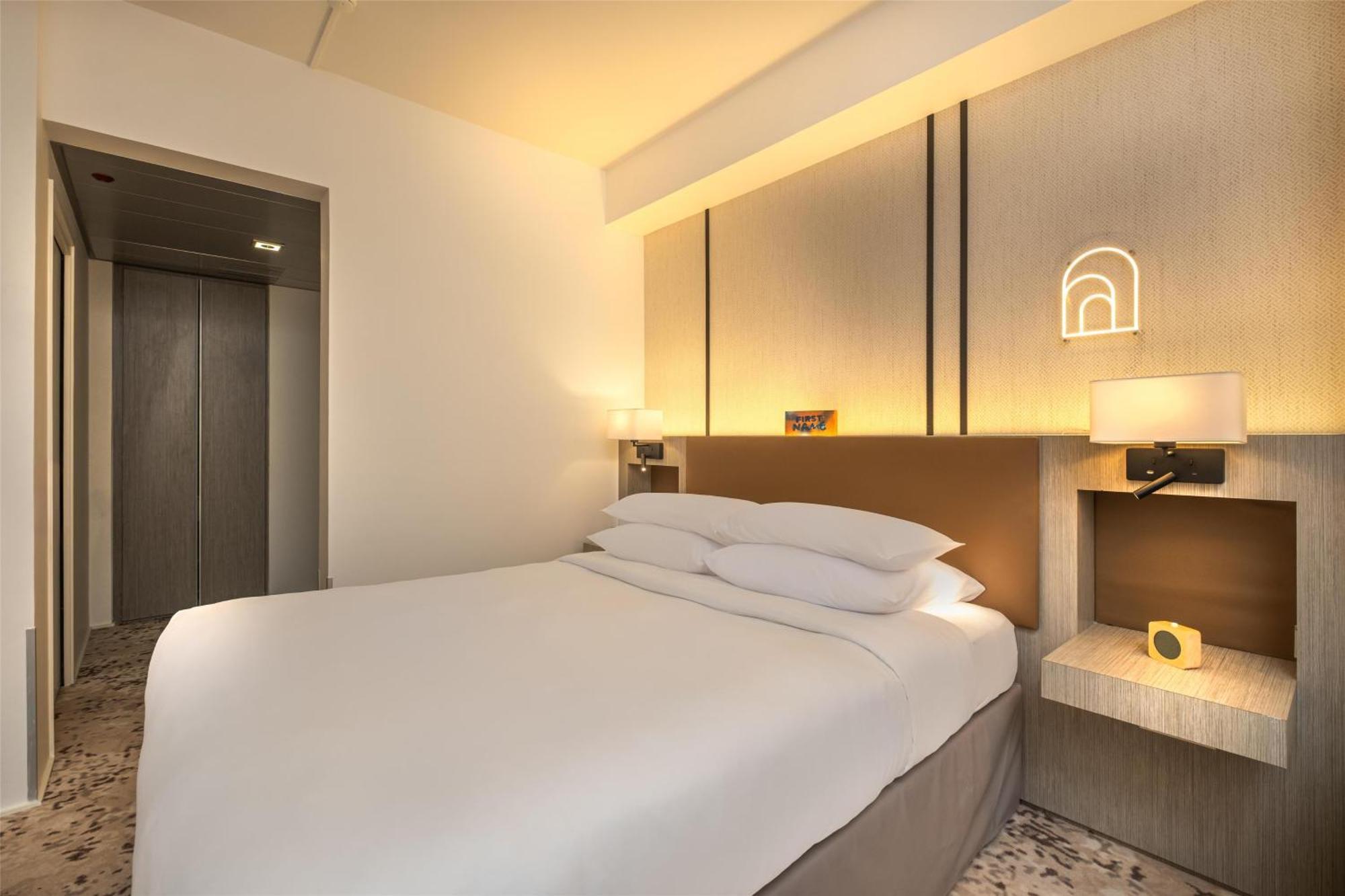 Queen Room