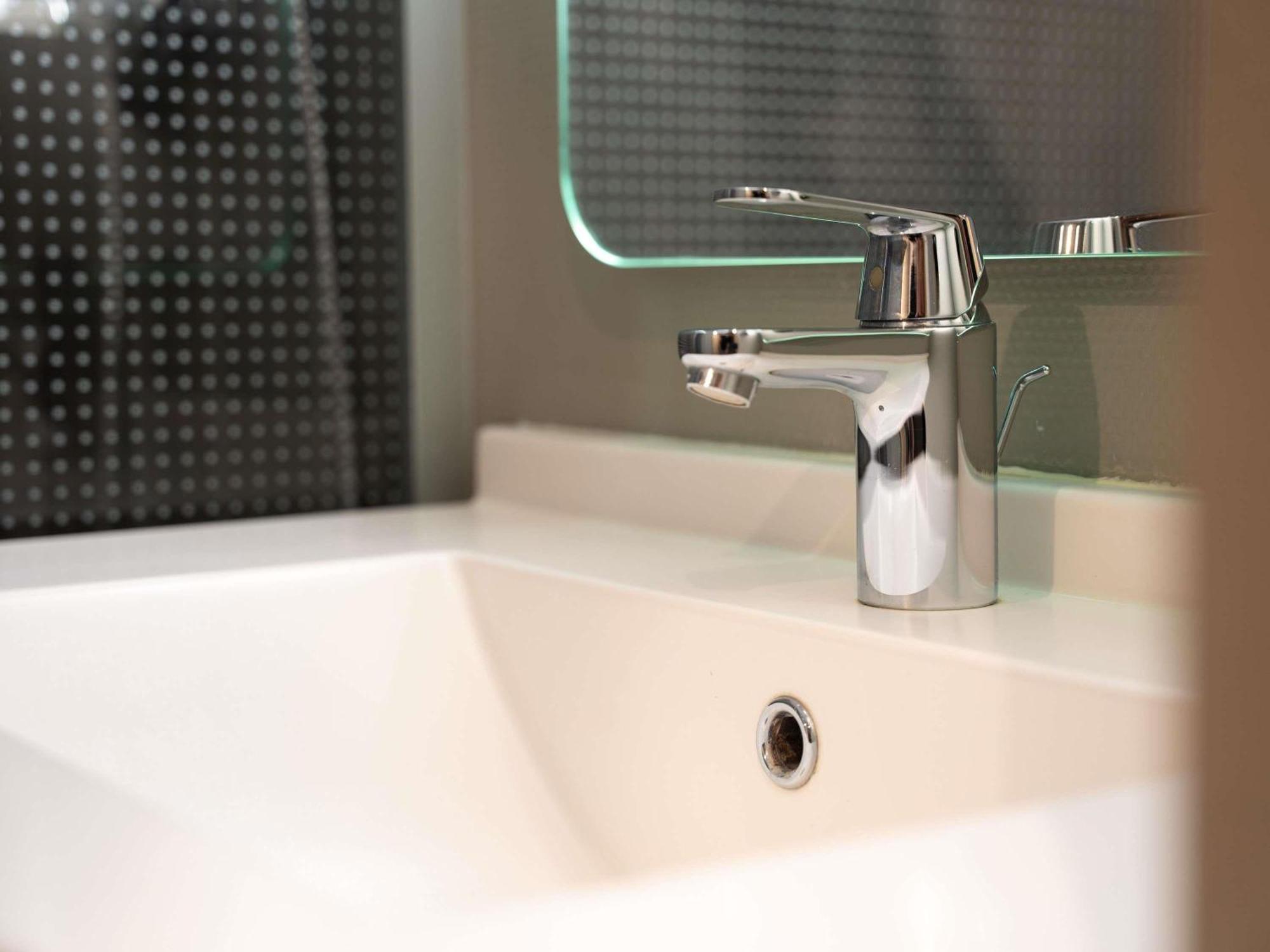 Double Room,1704957971:JPEG