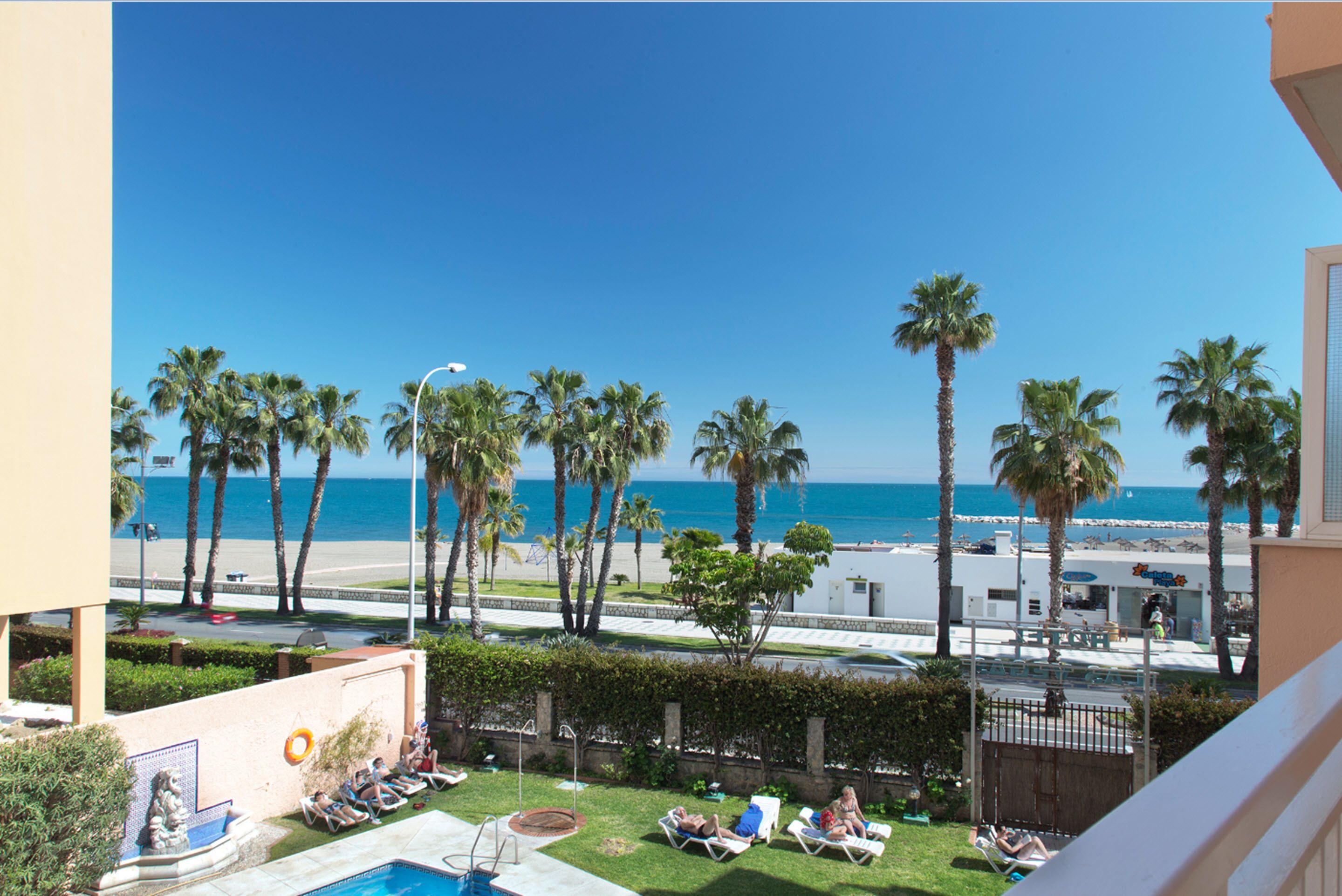 Double or Twin Room Sea View