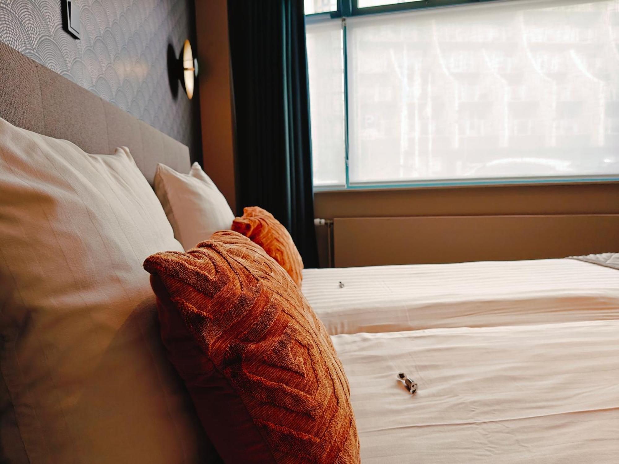 Standard Room Street Level