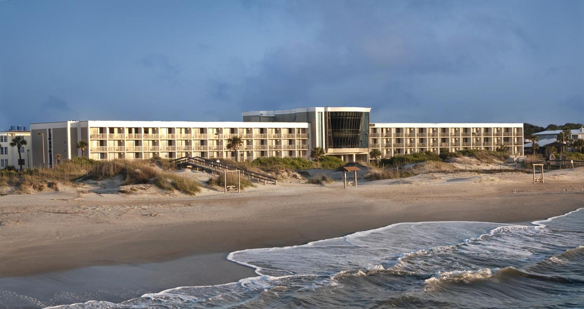 Oceanside Dune View Two Queen Beds