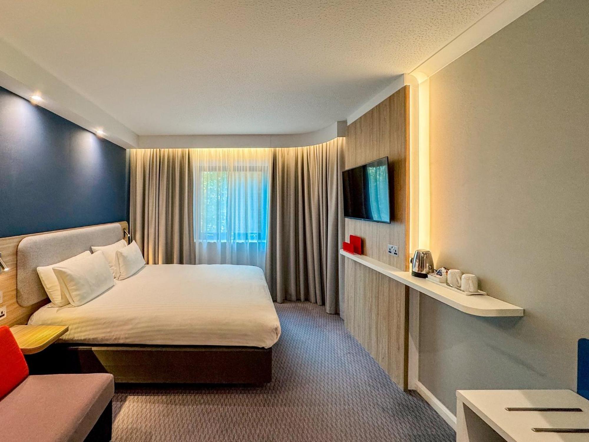 Standard Double Room with Single Sofa Bed and Free Hot Breakfast,1710582240:JPEG