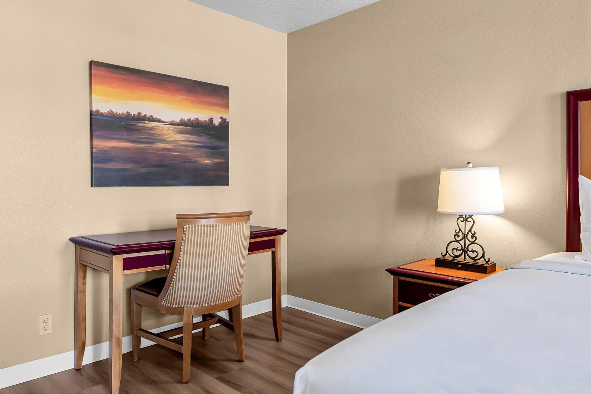 Superior King Room