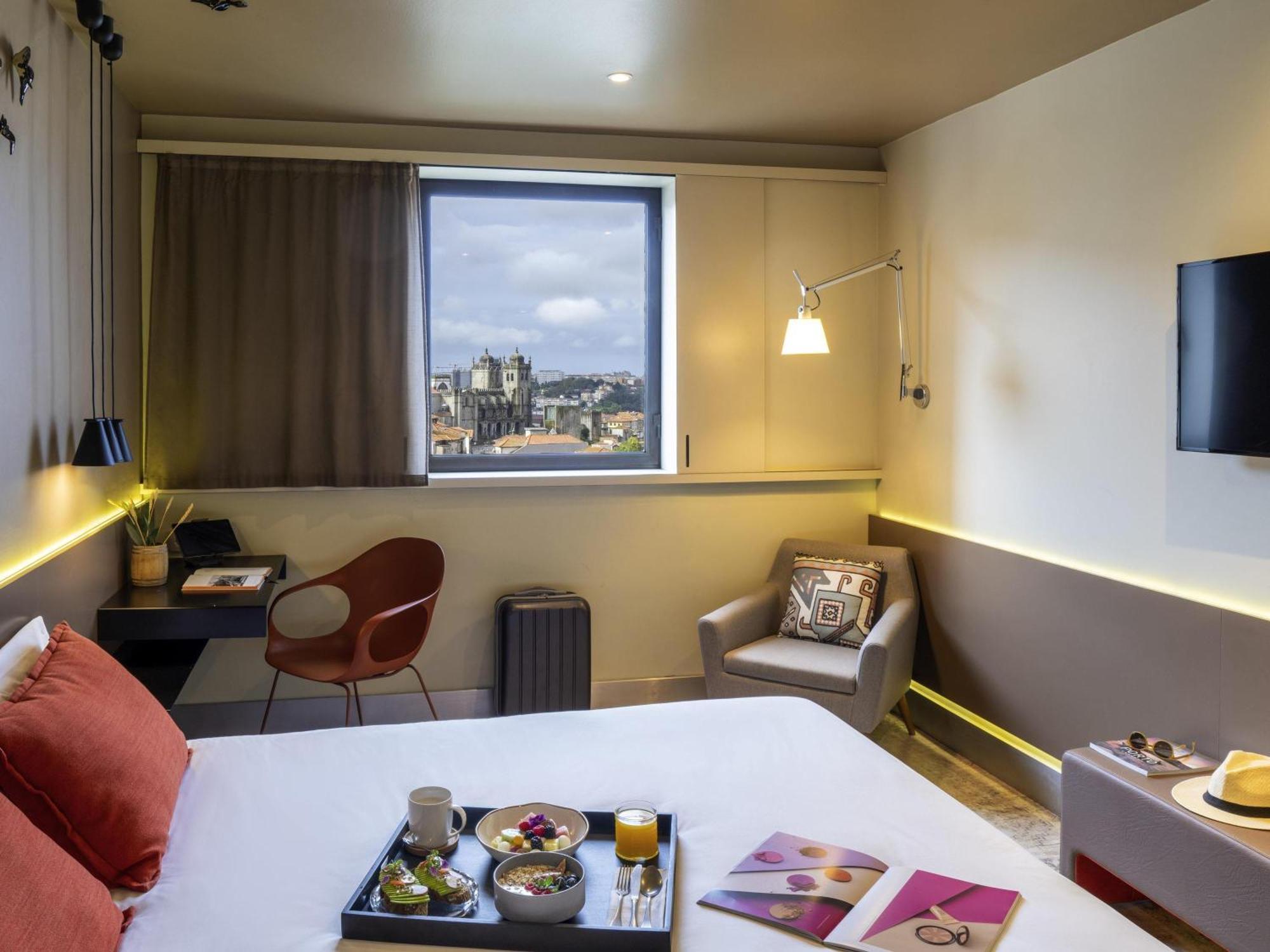 Quarto duplo Privilege com vista panorâmica da cidade