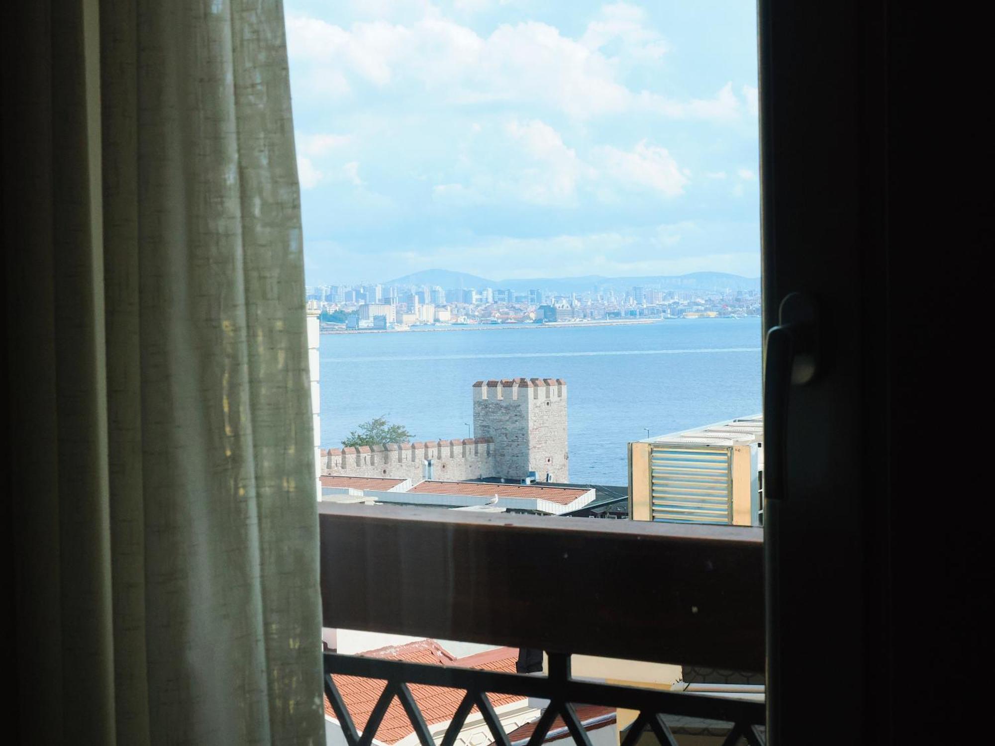 Superior Triple Room Sea View