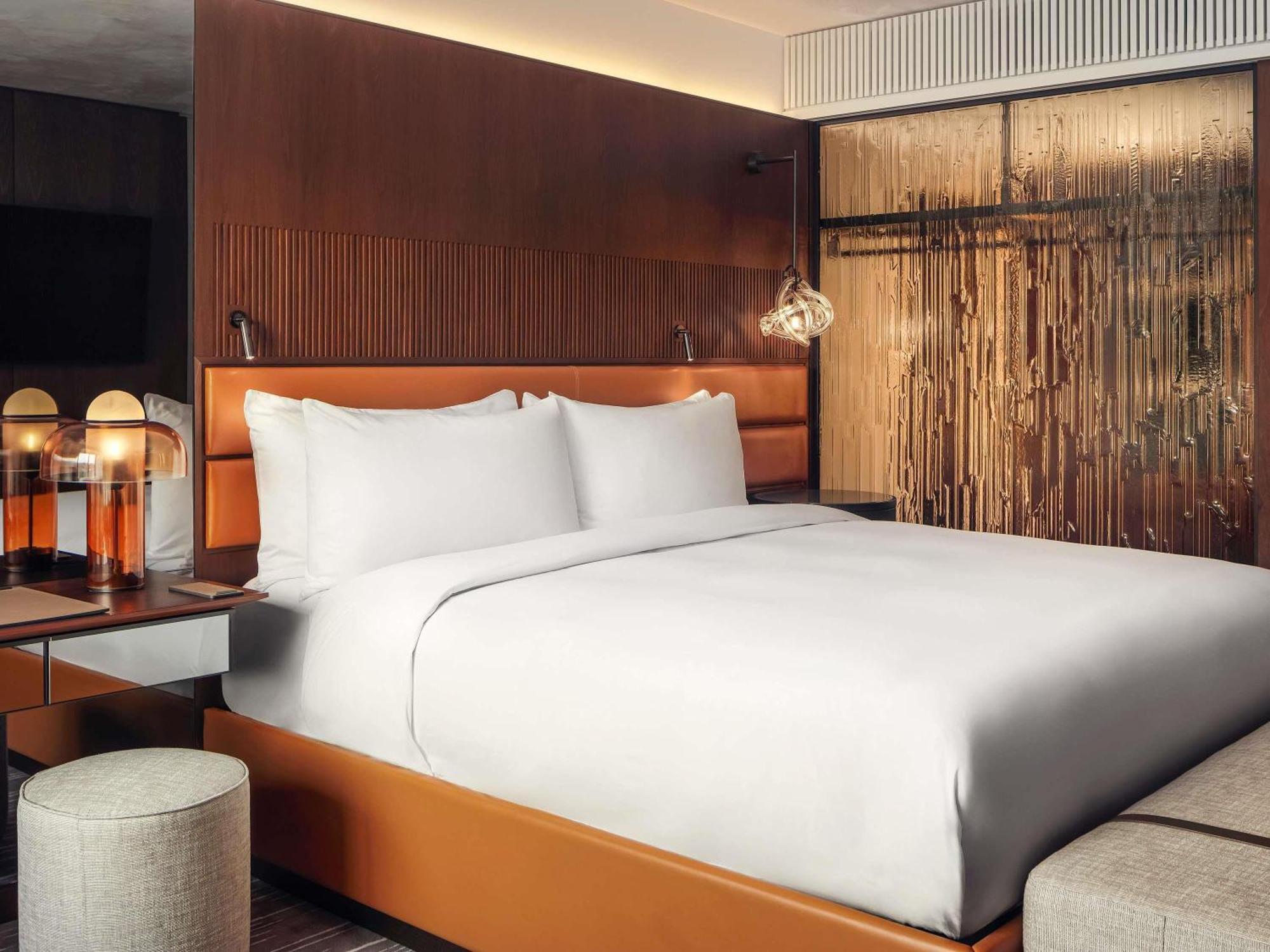 Deluxe Kamer met Kingsize Bed en Uitzicht op Rivier