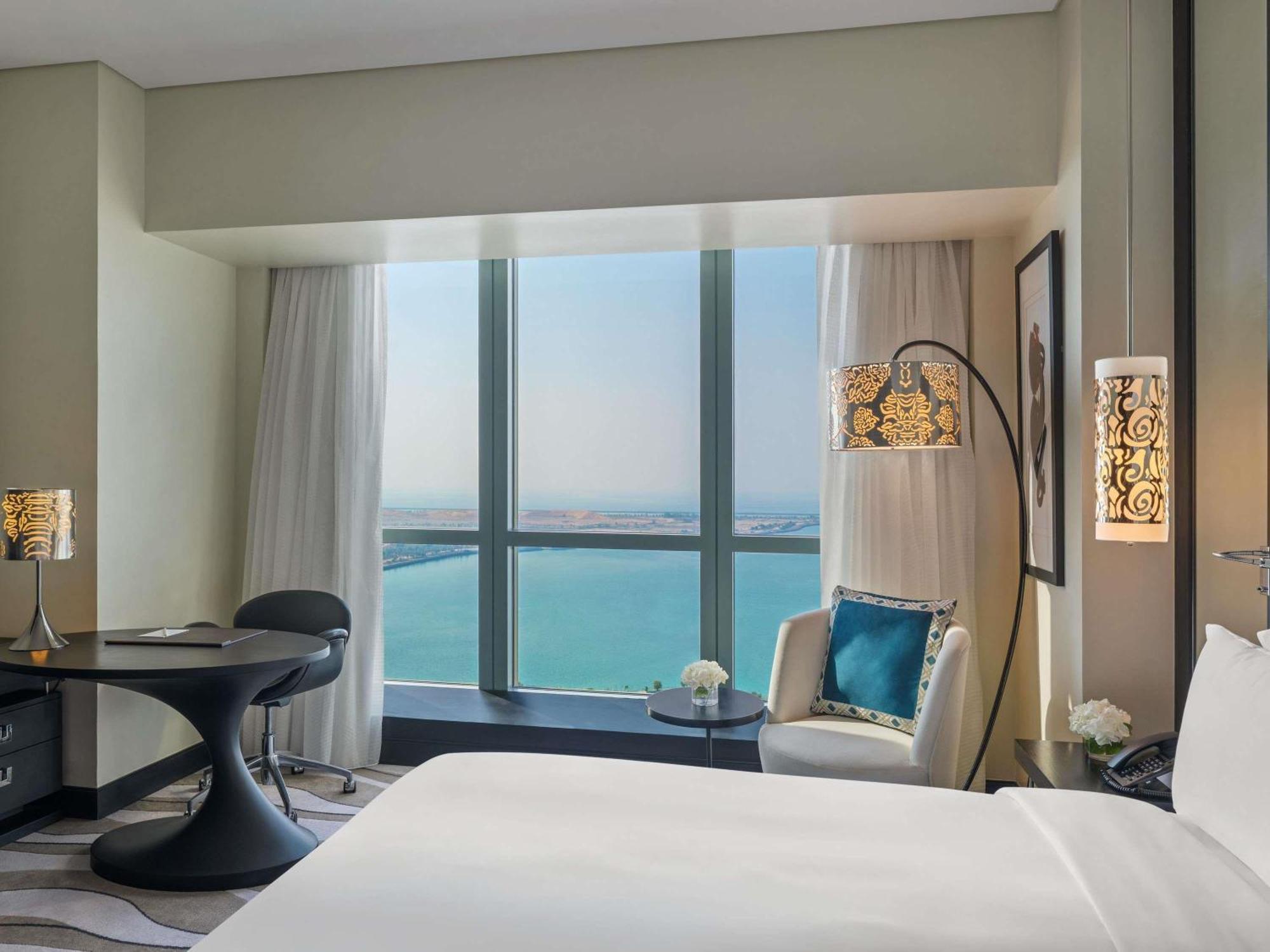 Camera Luxury Doppia con Letti Singoli con Vista Mare