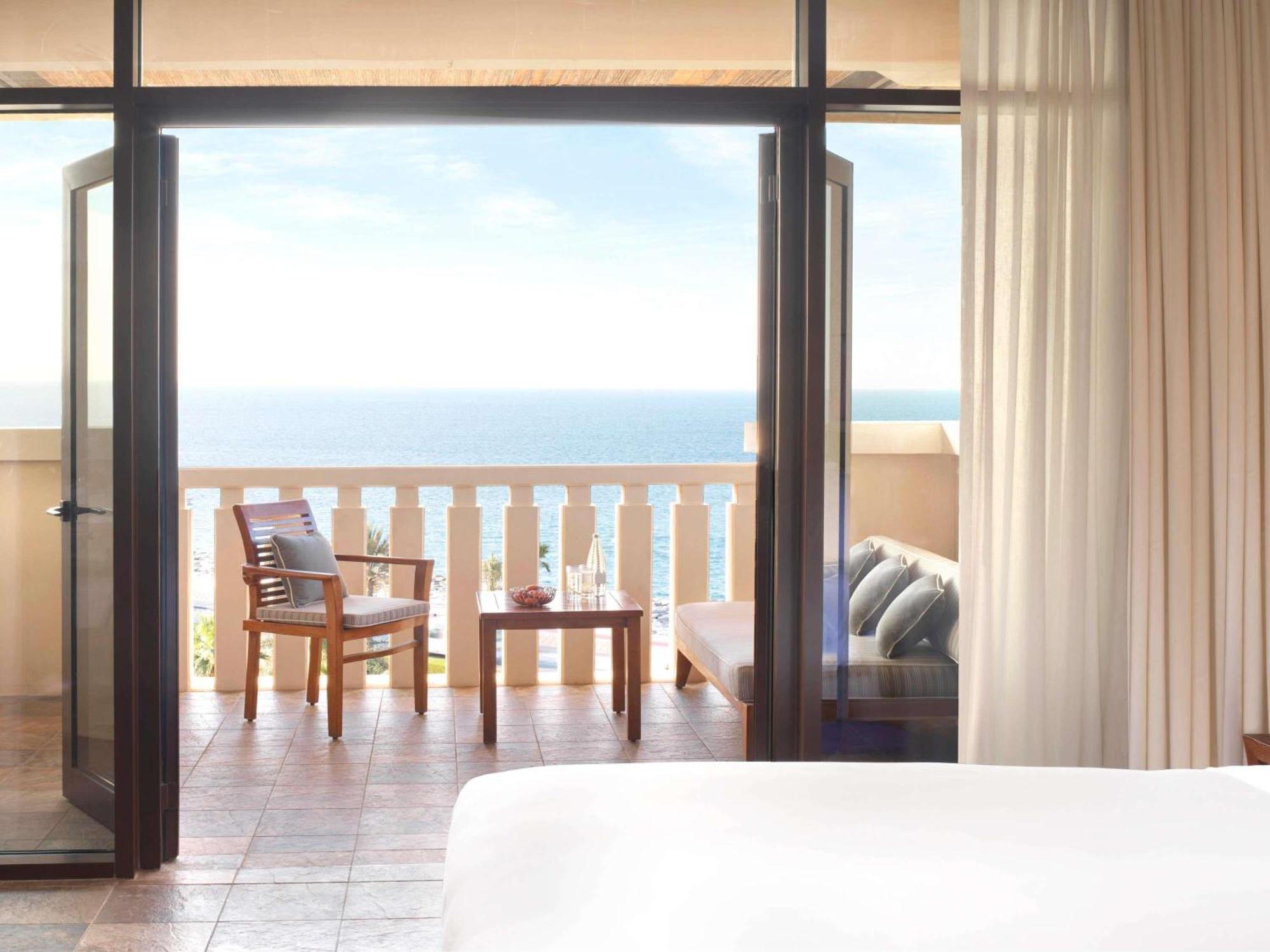 Two-Bedroom Opera Suite Two King Beds Sea View Club Access