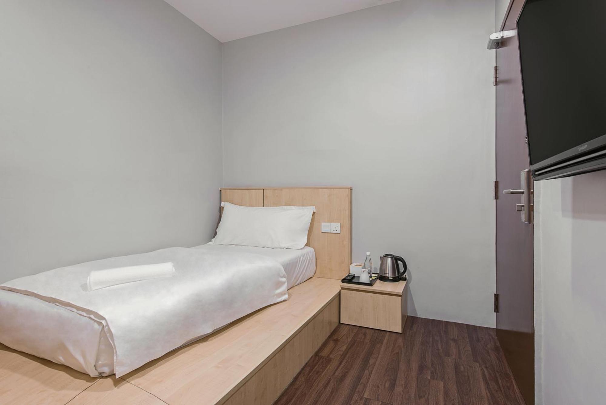 Single Room,1723038474:JPEG