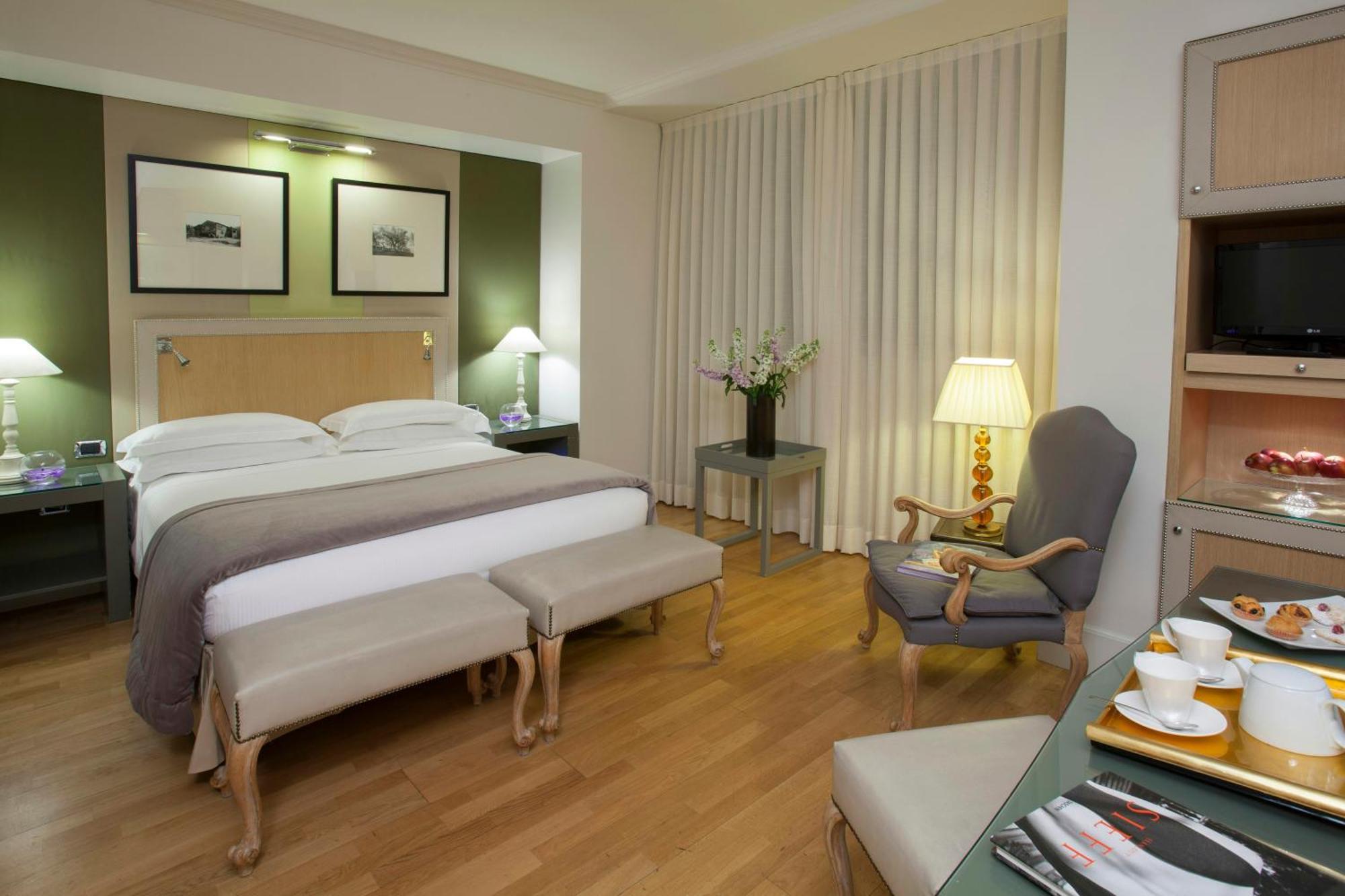 Deluxe Double or Twin Room