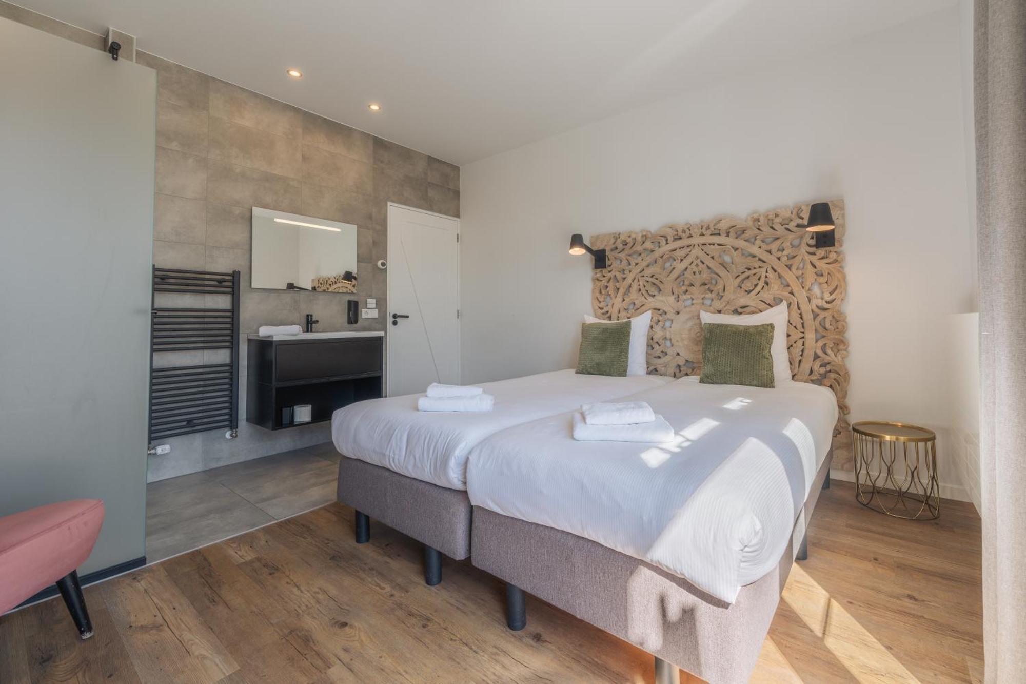 Economy Twin Room