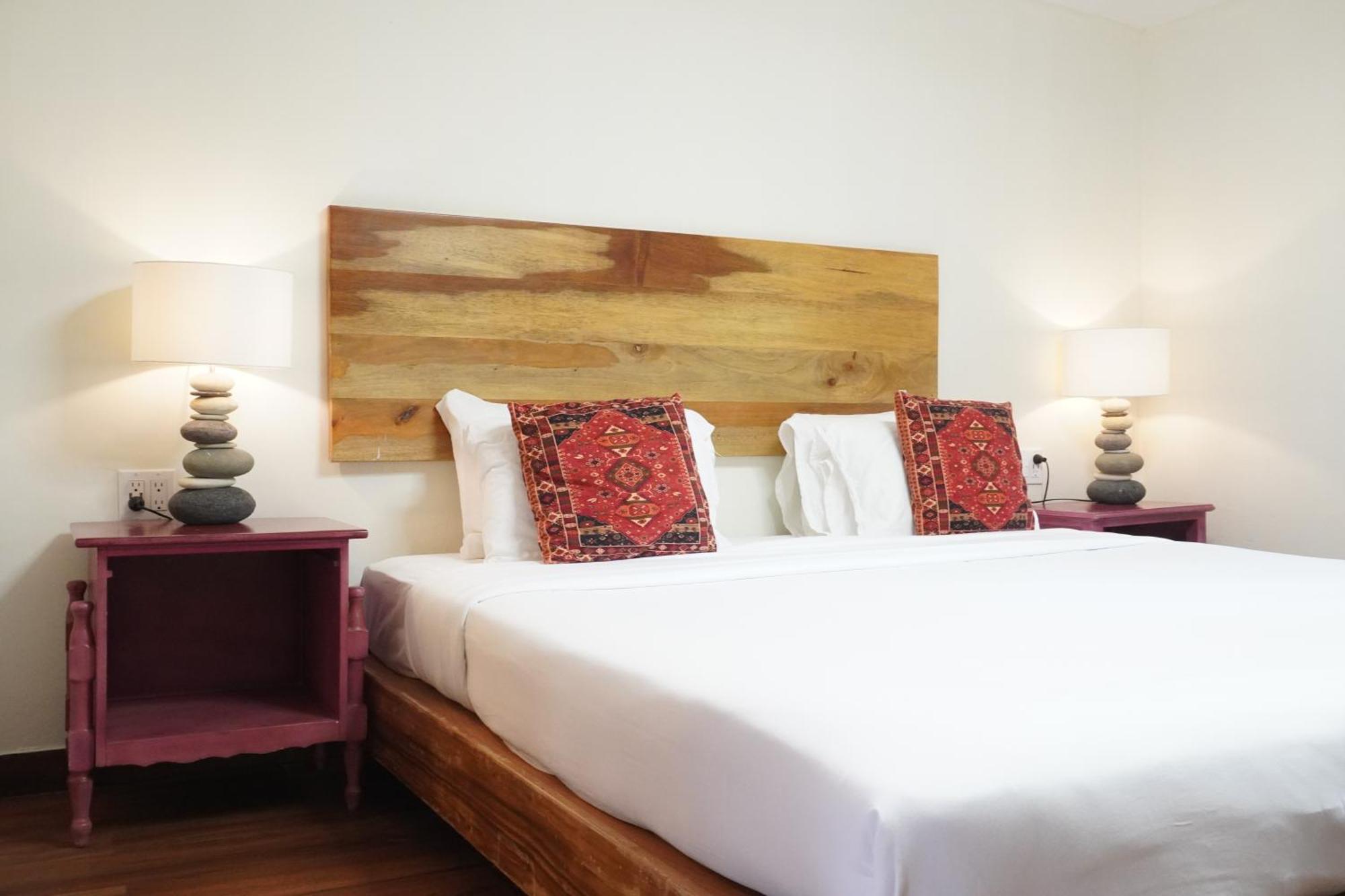 King Room,1739419218:JPEG