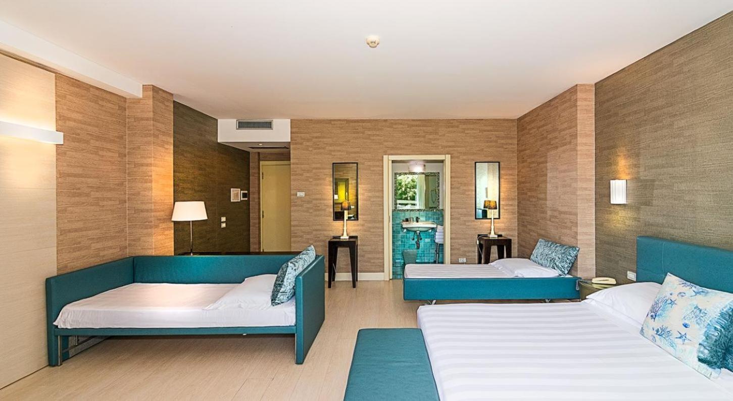 Superior Quadruple Room Annex