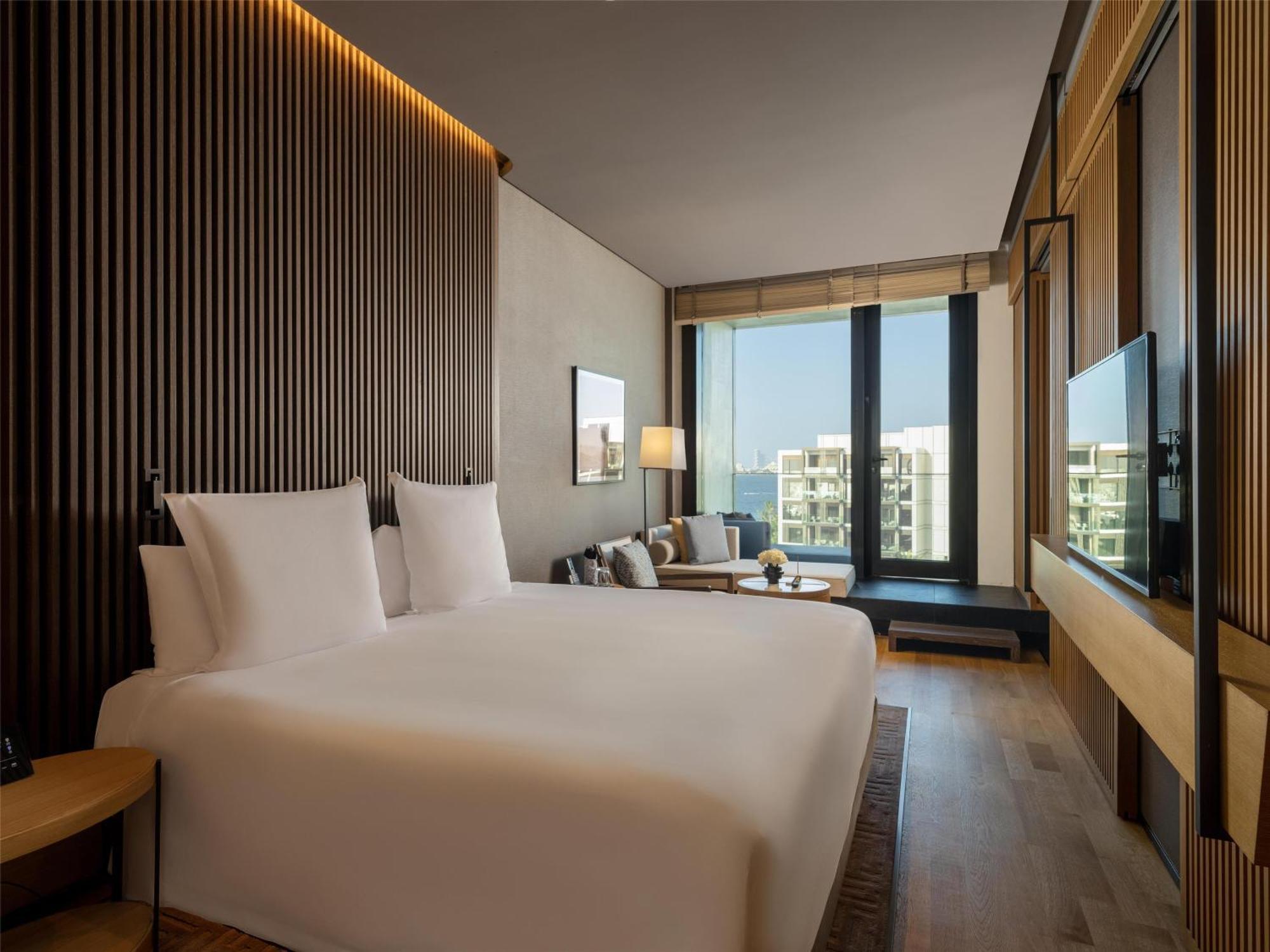 Bliss Room Private Balcony
