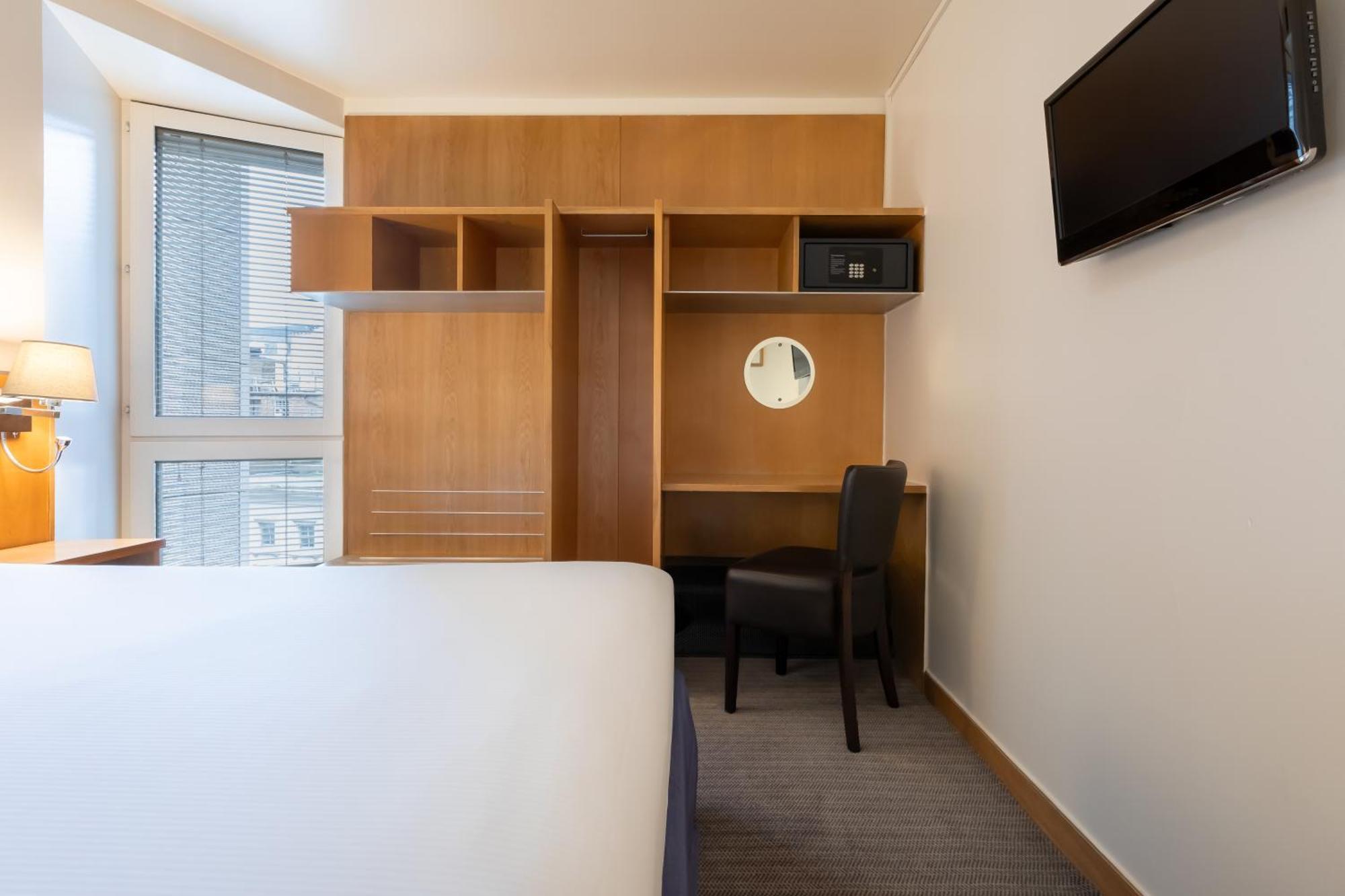 Classic Double Room