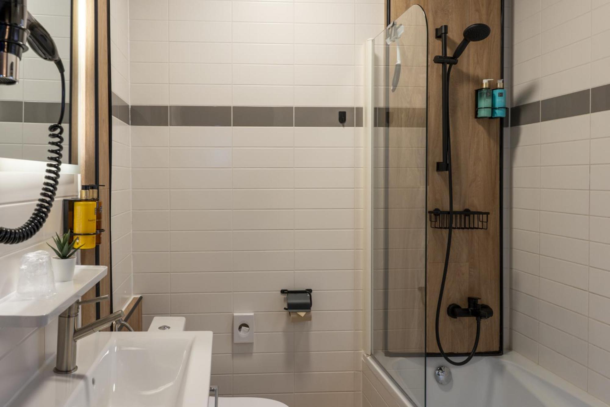 Budget Single Room