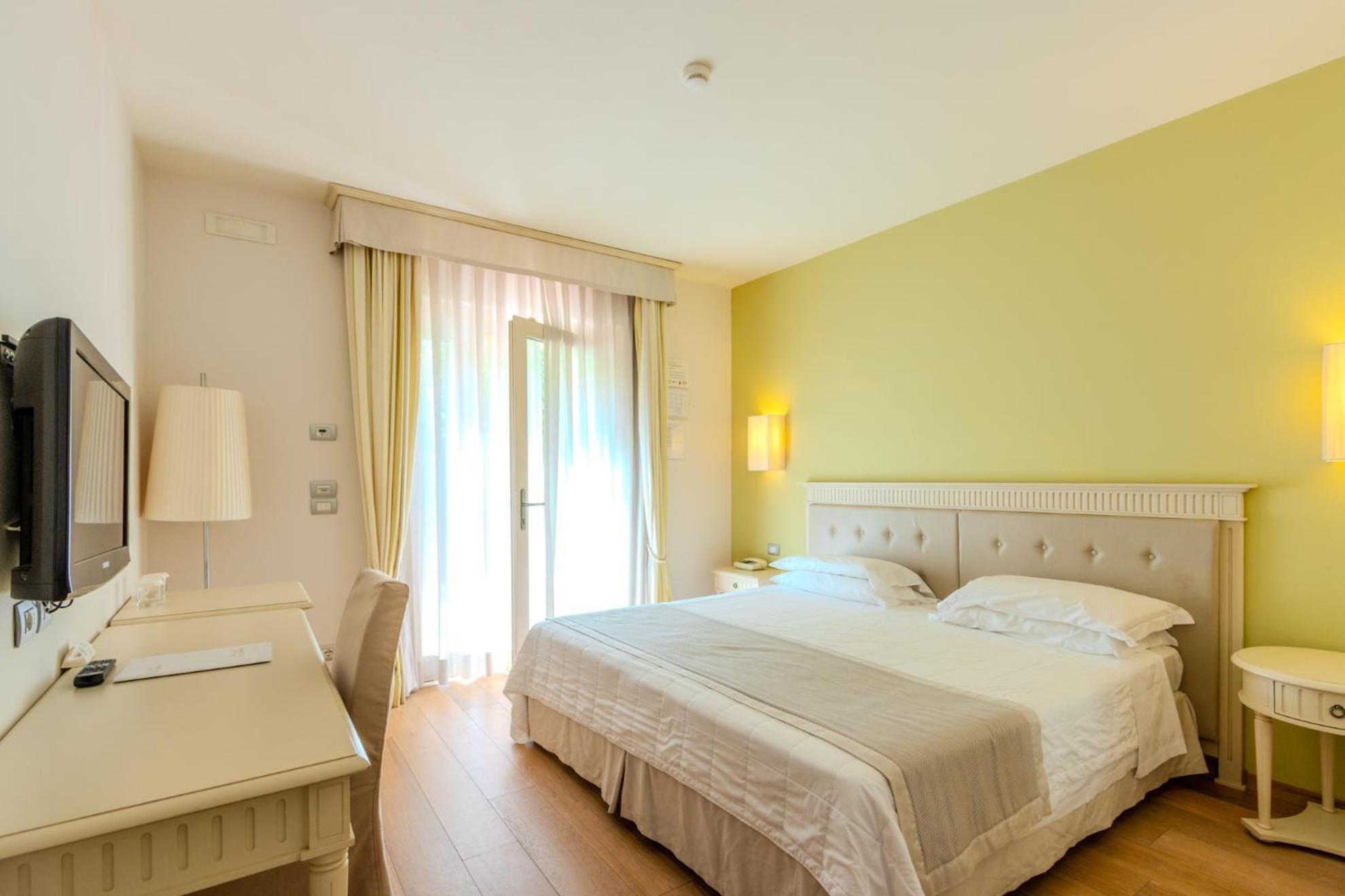 Double Room Private Garden