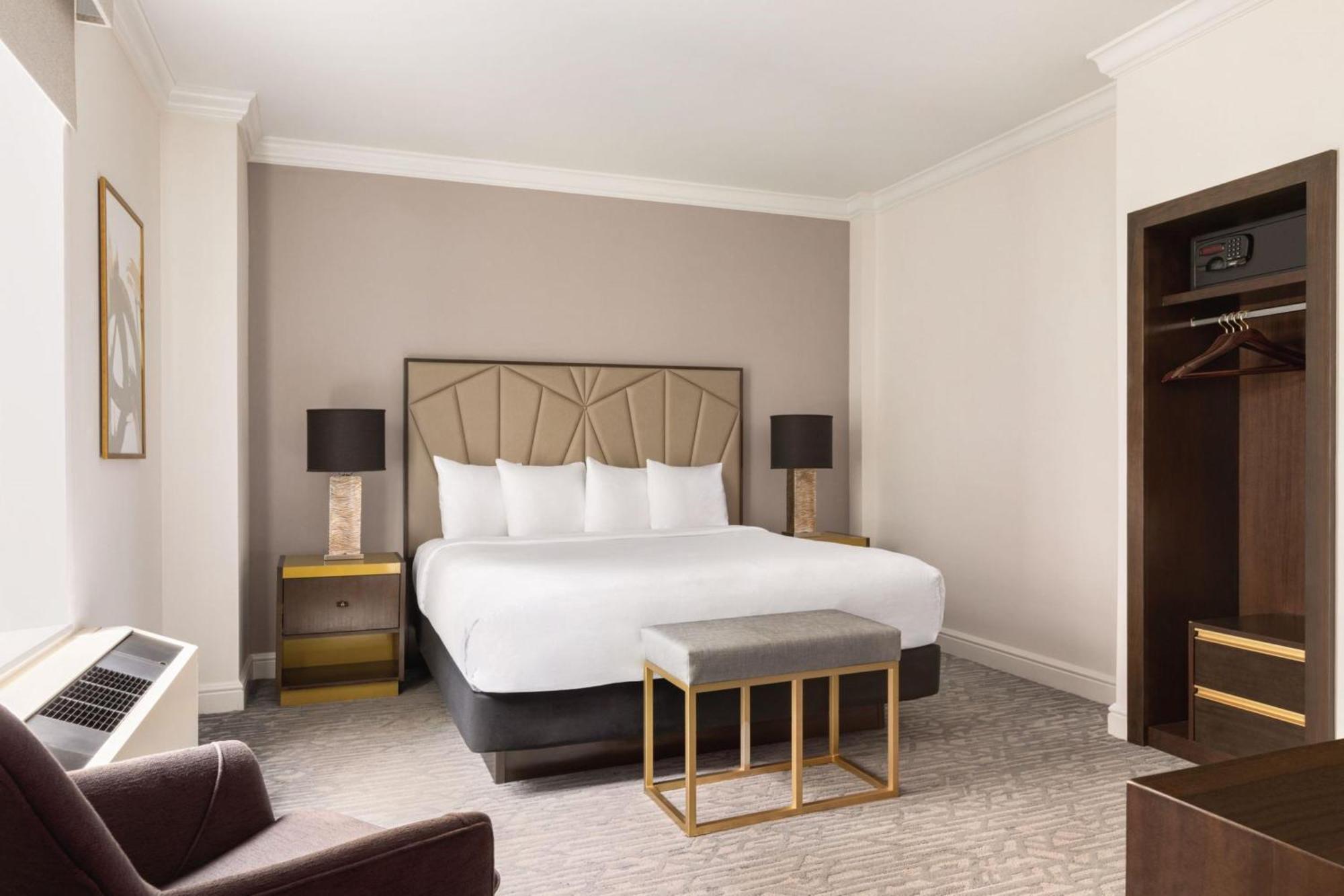 Quarto com Cama King-size