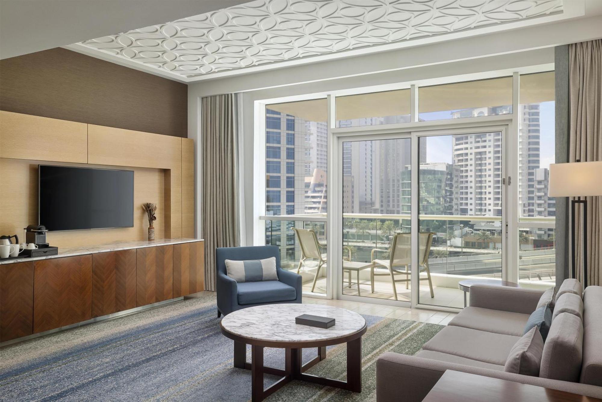 Two Bedrooms Suite City View