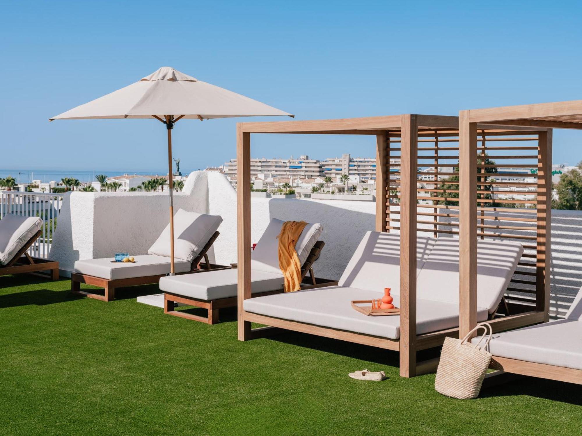 Ultimate ME + Penthouse Private Pool,1758523459:JPEG