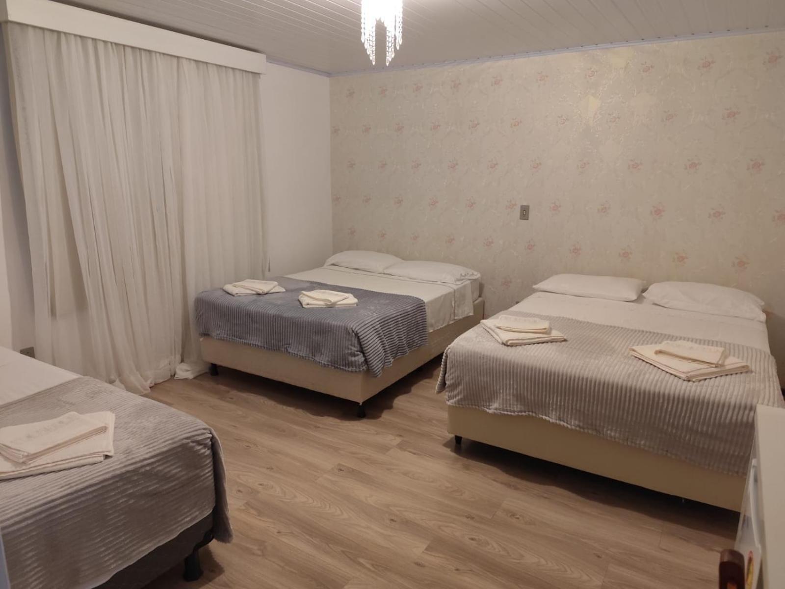 Family Room,1765426062:JPEG