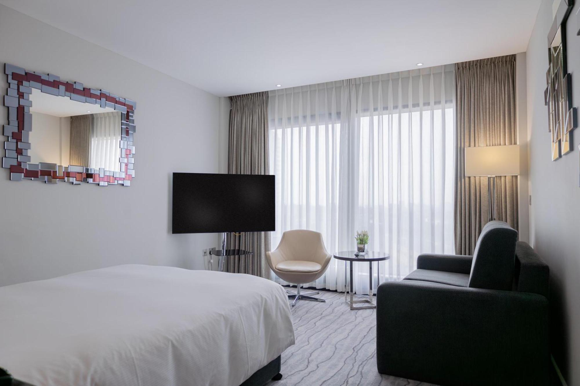 Deluxe Family Connecting Room