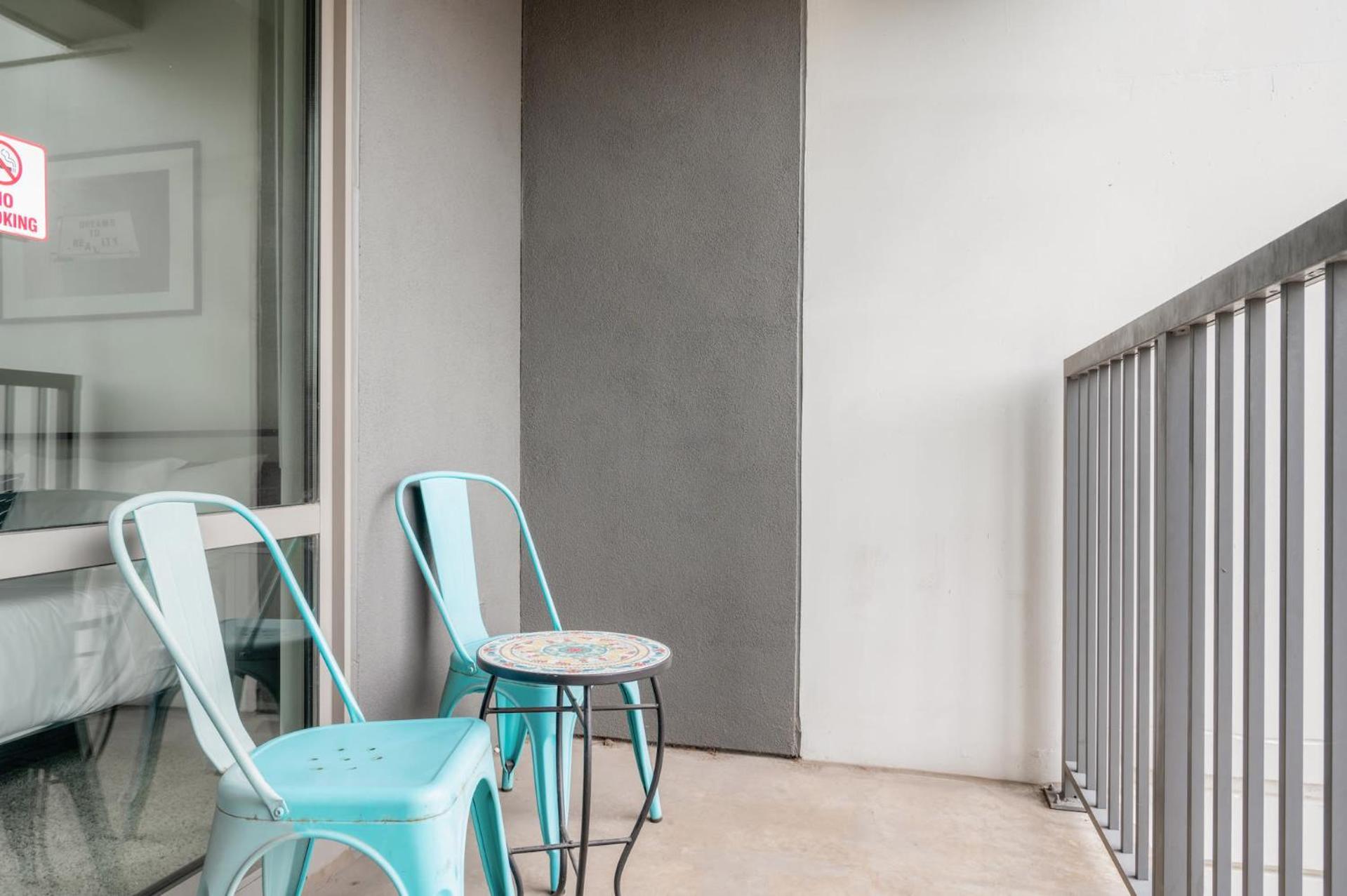 One-Bedroom Apartment Self Check Virtual Front Desk
