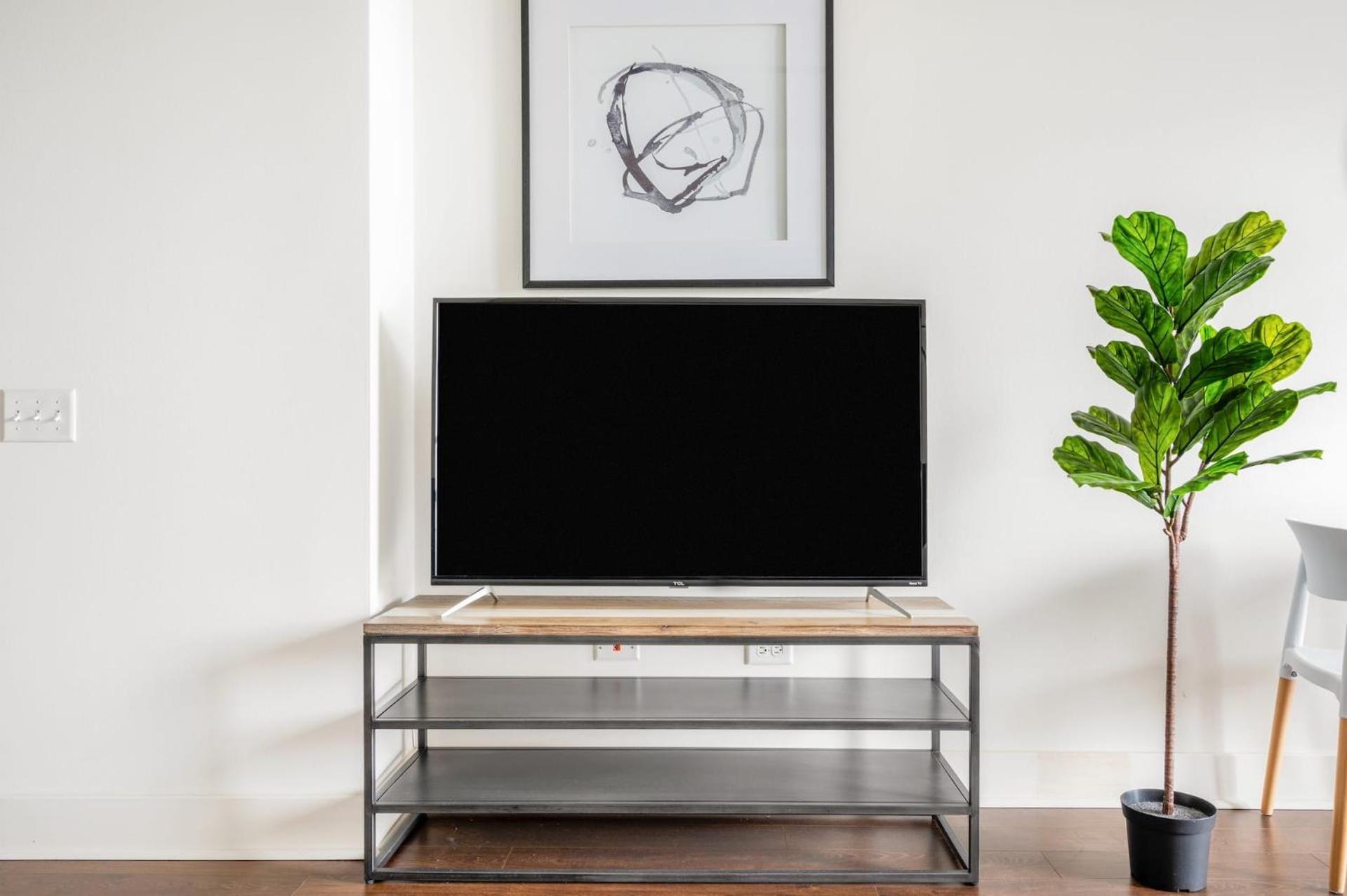 Deluxe Studio Apartment Self Check Virtual Front Desk