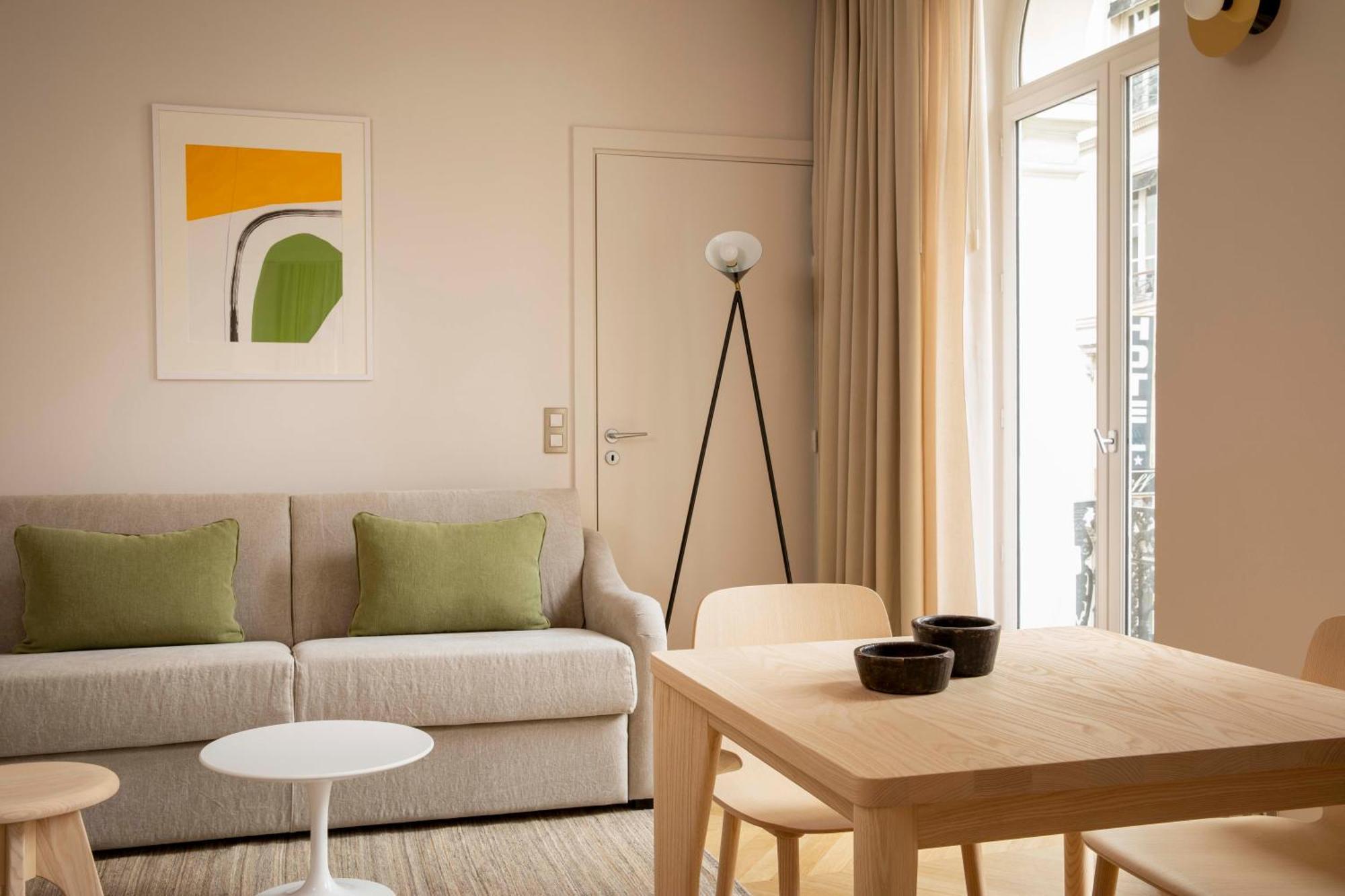Superior Apartment