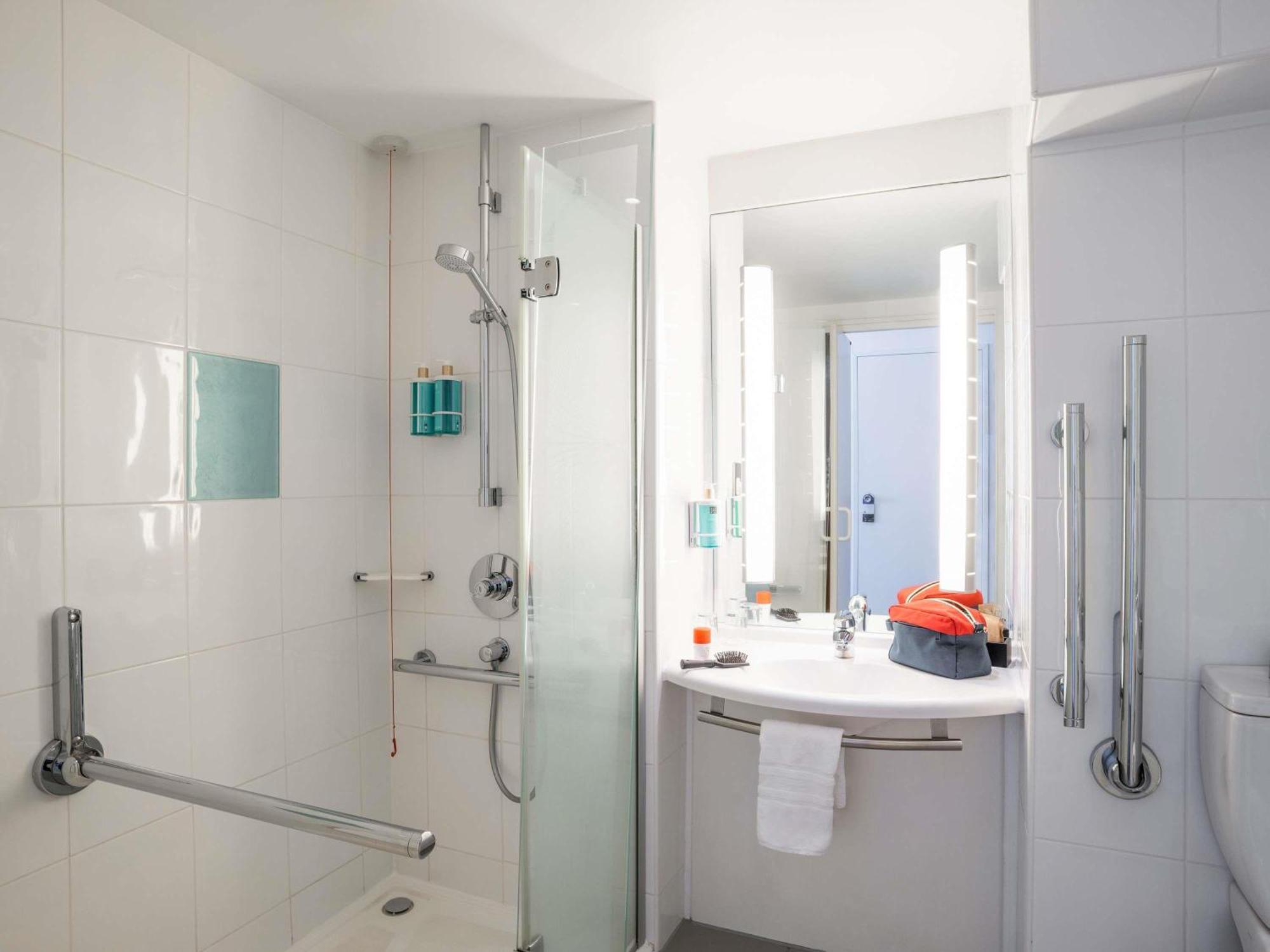 Standard Double Room Disability Access