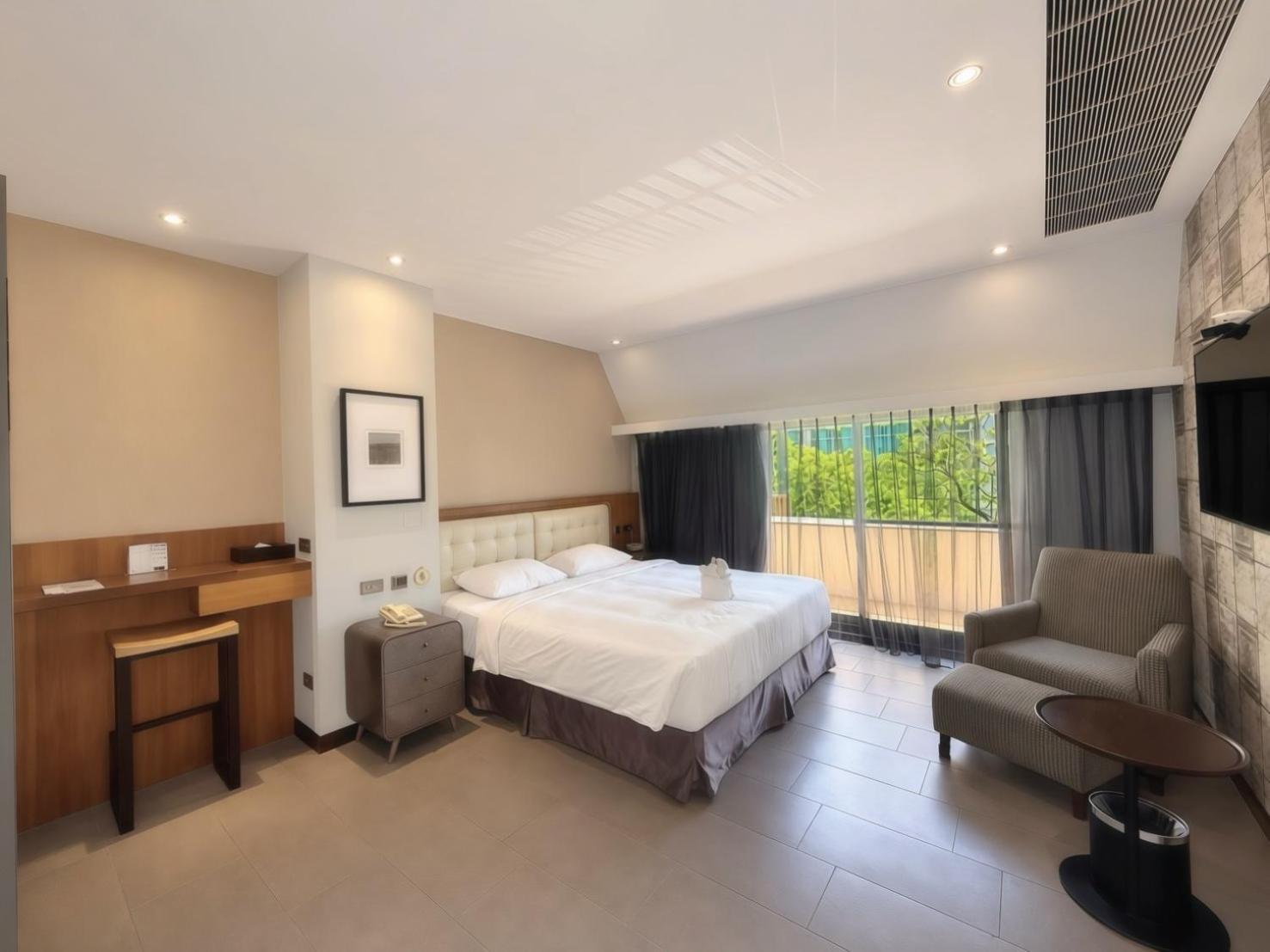 Large Double Room