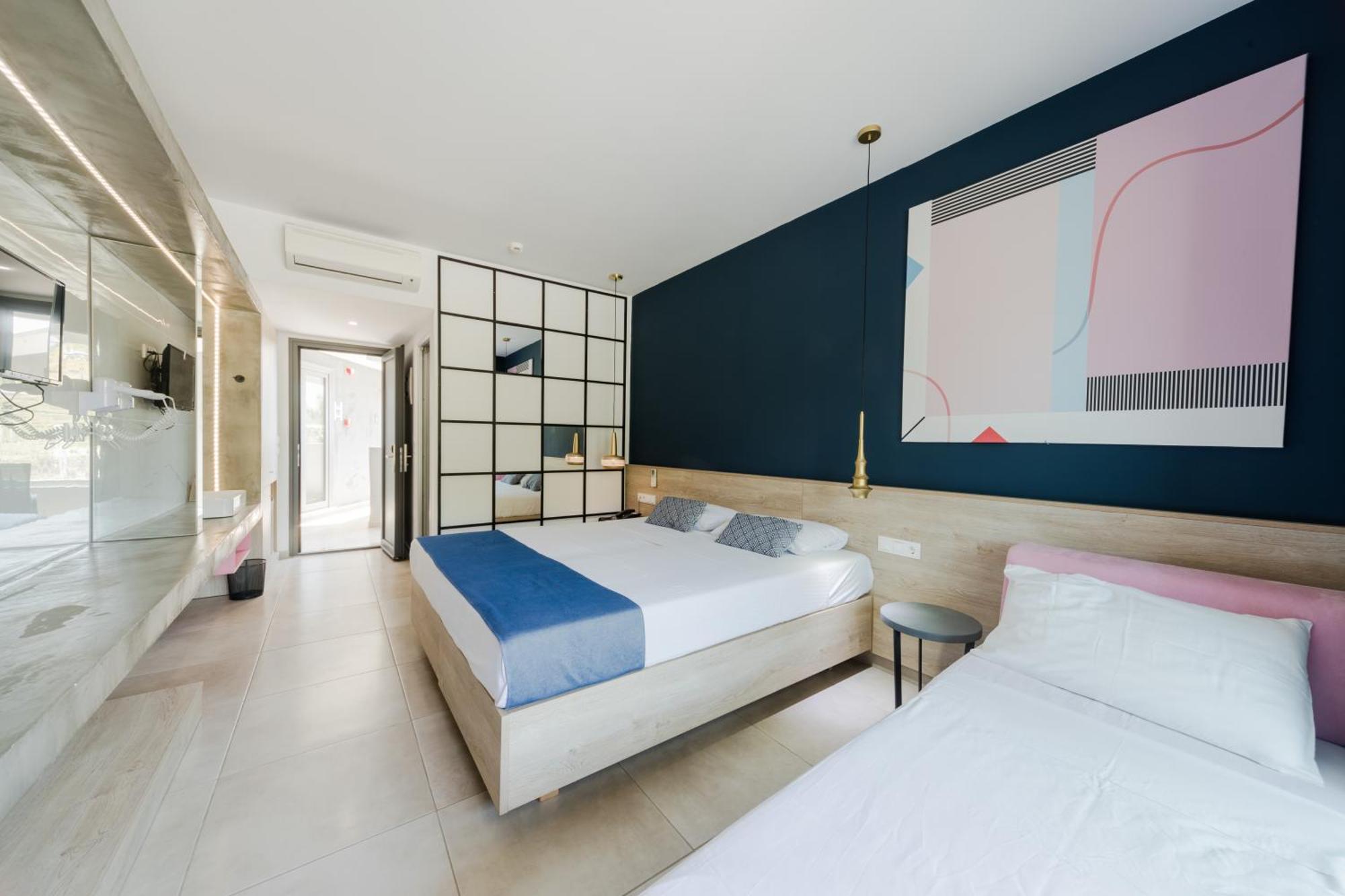 Deluxe Triple Room Garden View