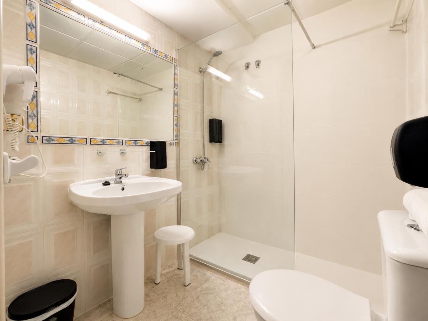 Double or Twin Room Terrace