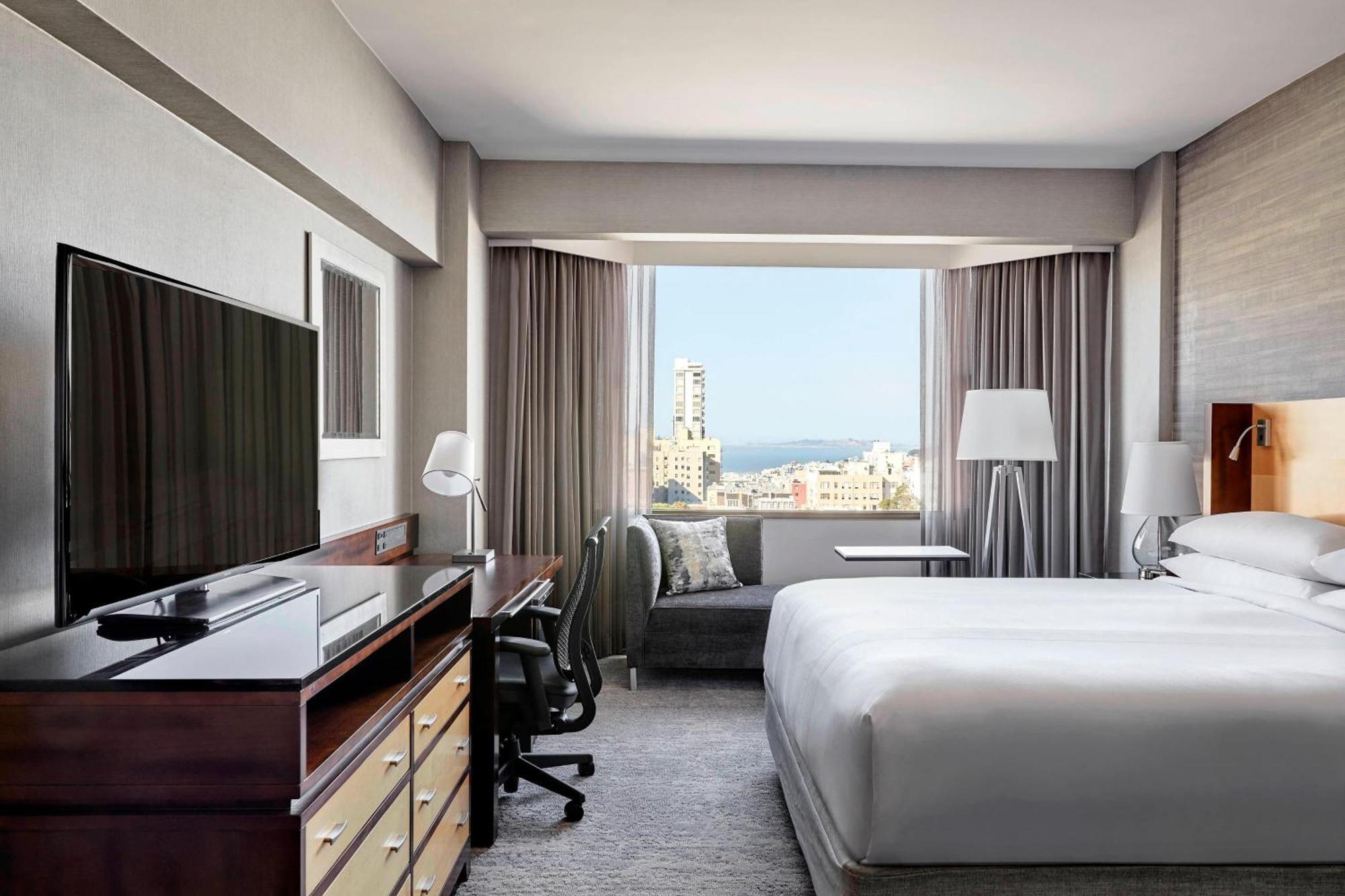 King Room City or Bay View