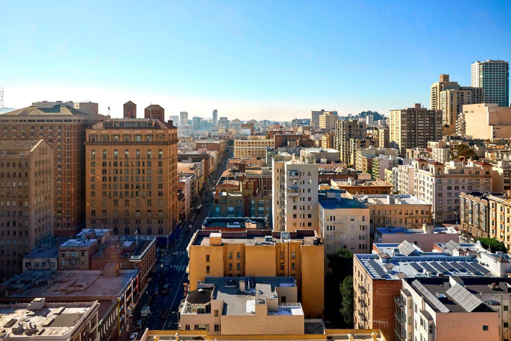 King Room City or Bay View