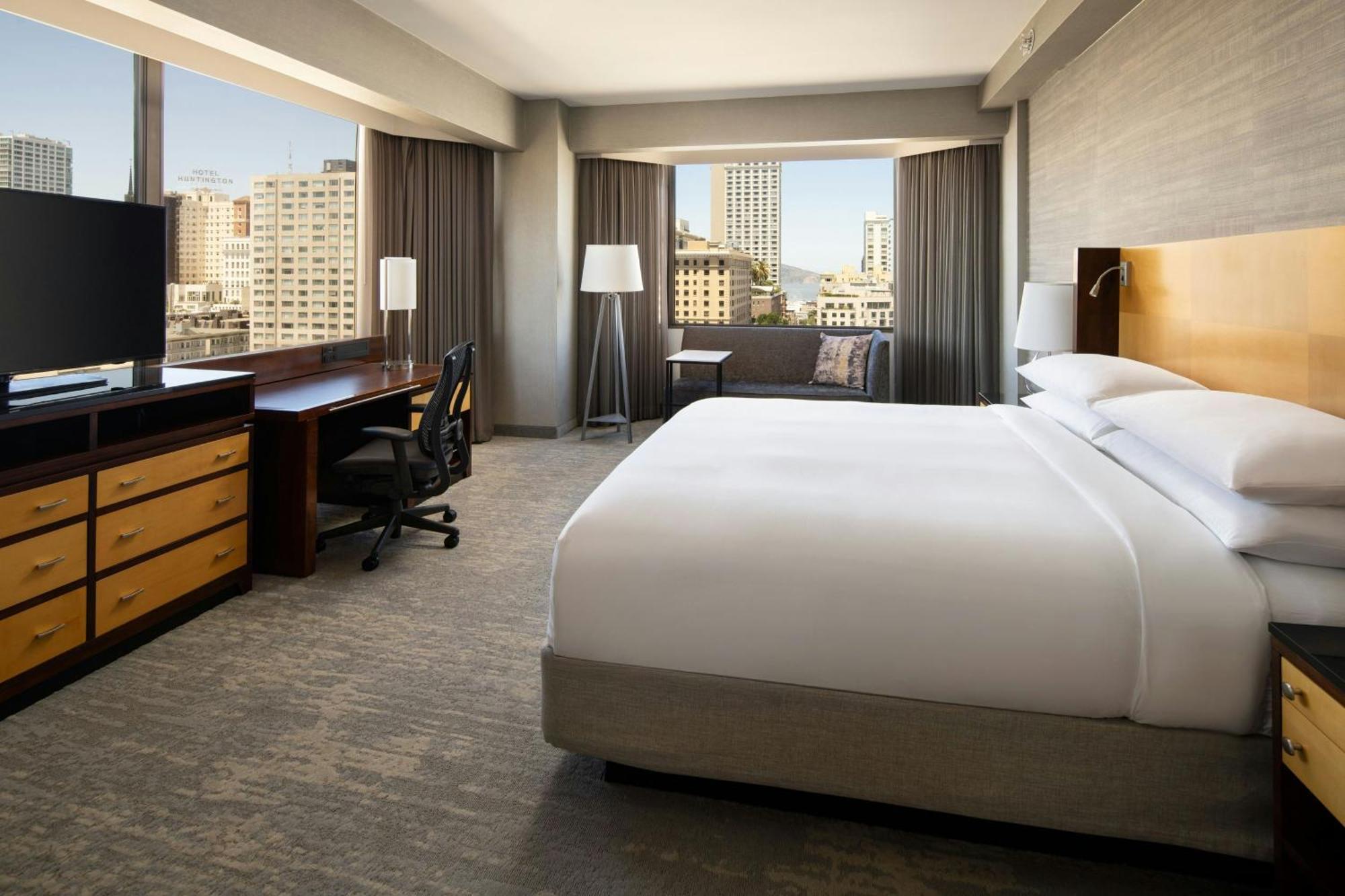 King Room City or Bay View